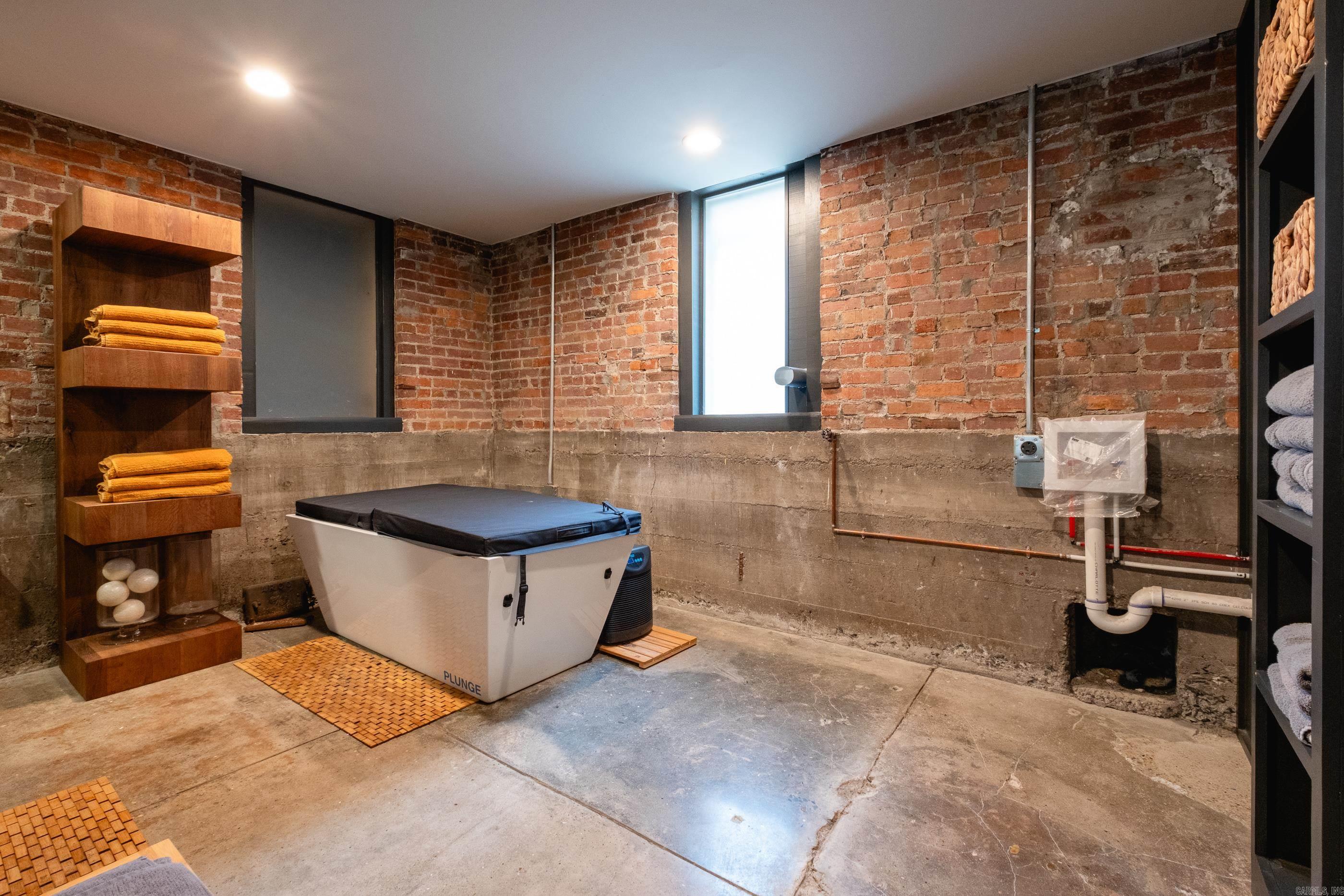 Pulaski Heights - Residential