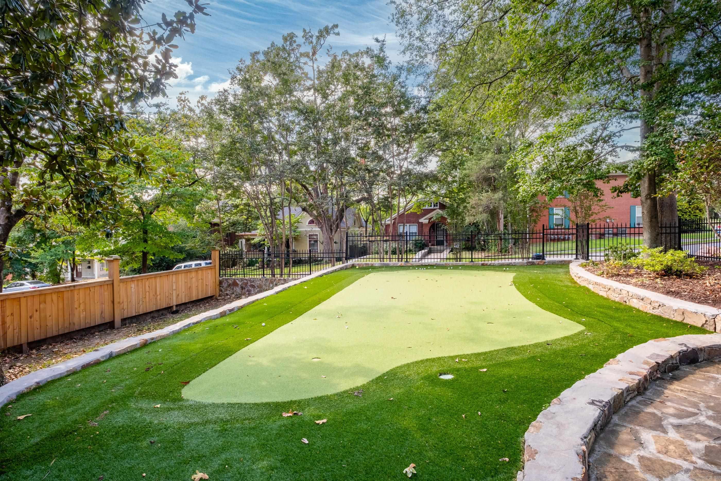 Pulaski Heights - Residential