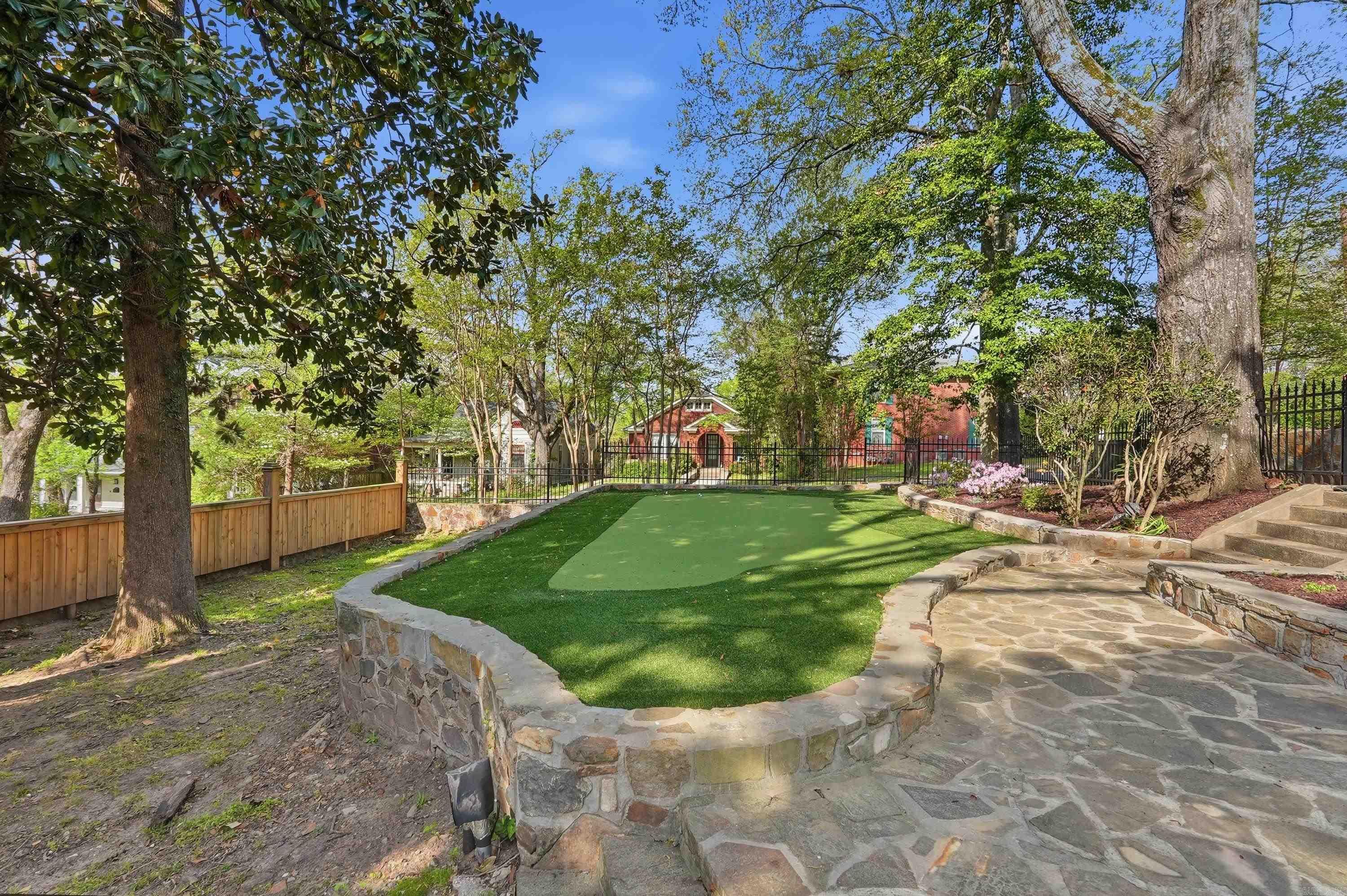 Pulaski Heights - Residential