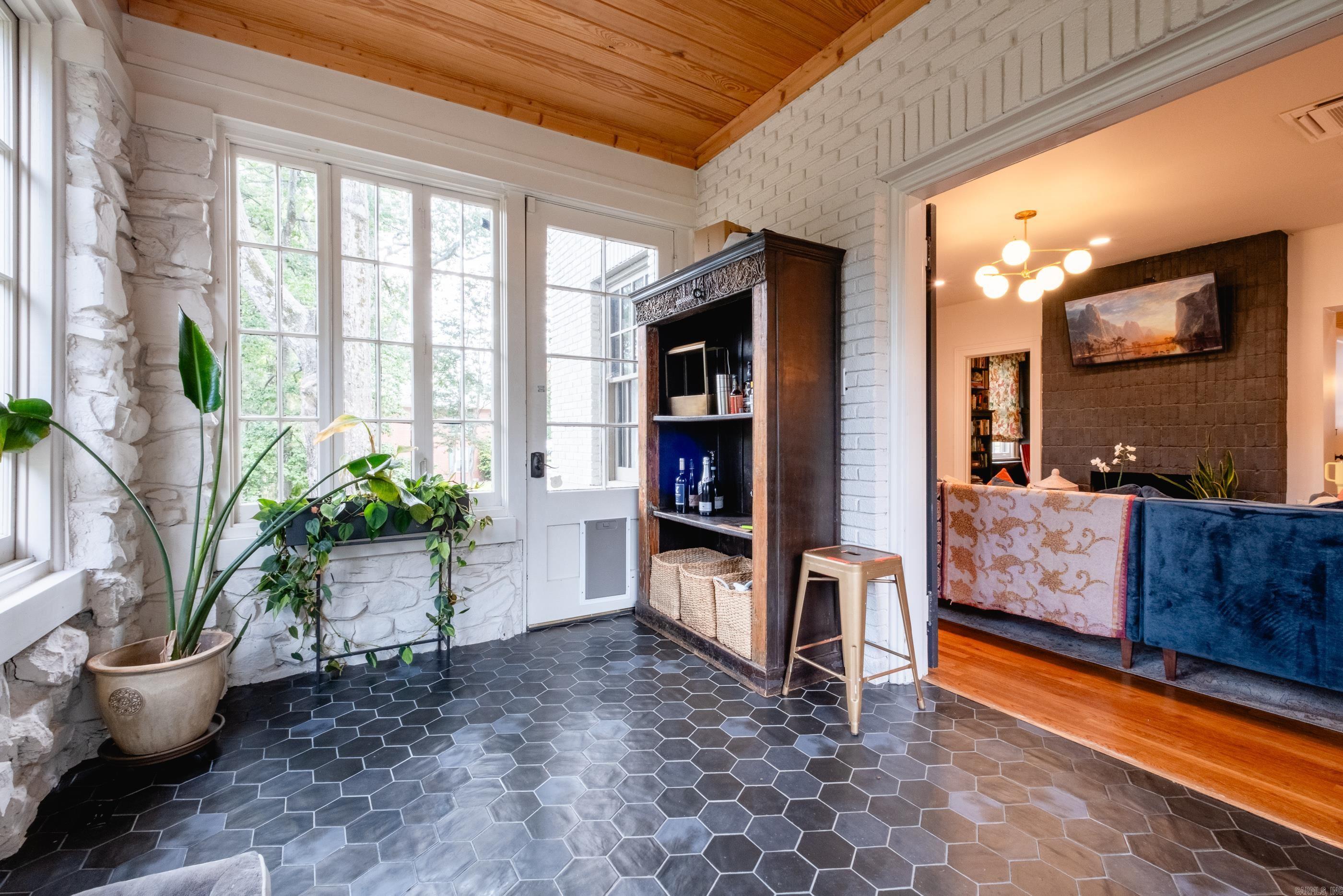 Pulaski Heights - Residential