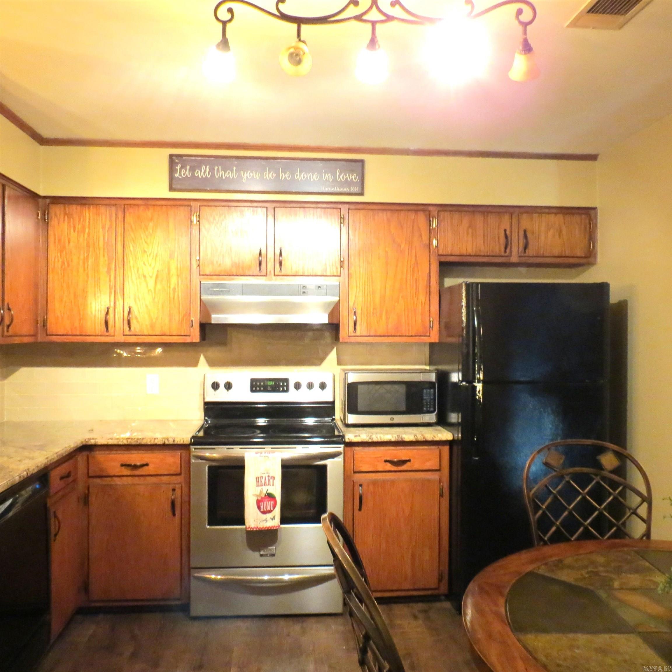 PEPPER RIDGE - Residential