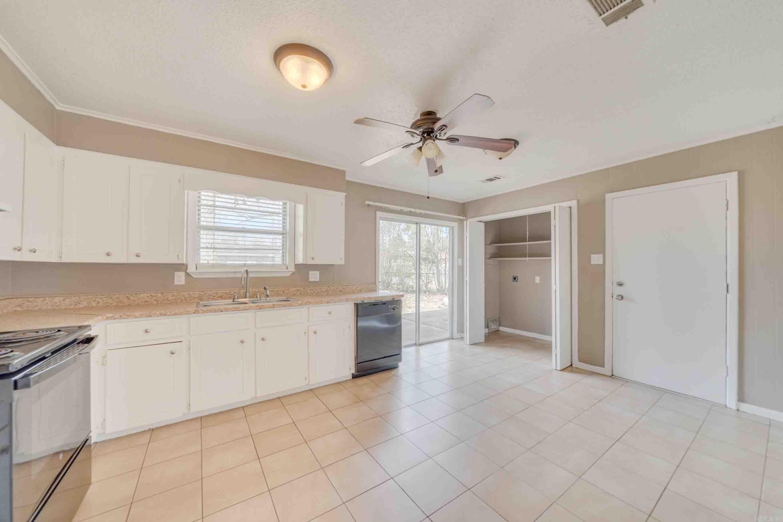 Towering Oaks Phase I - Residential