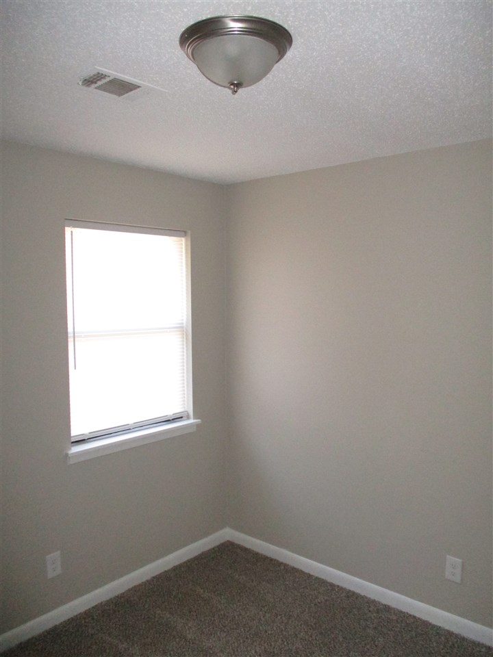 Shady Oaks - Residential Lease