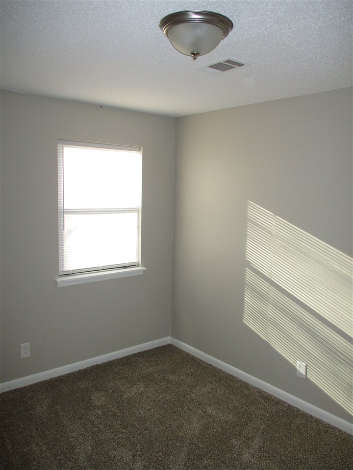 Shady Oaks - Residential Lease