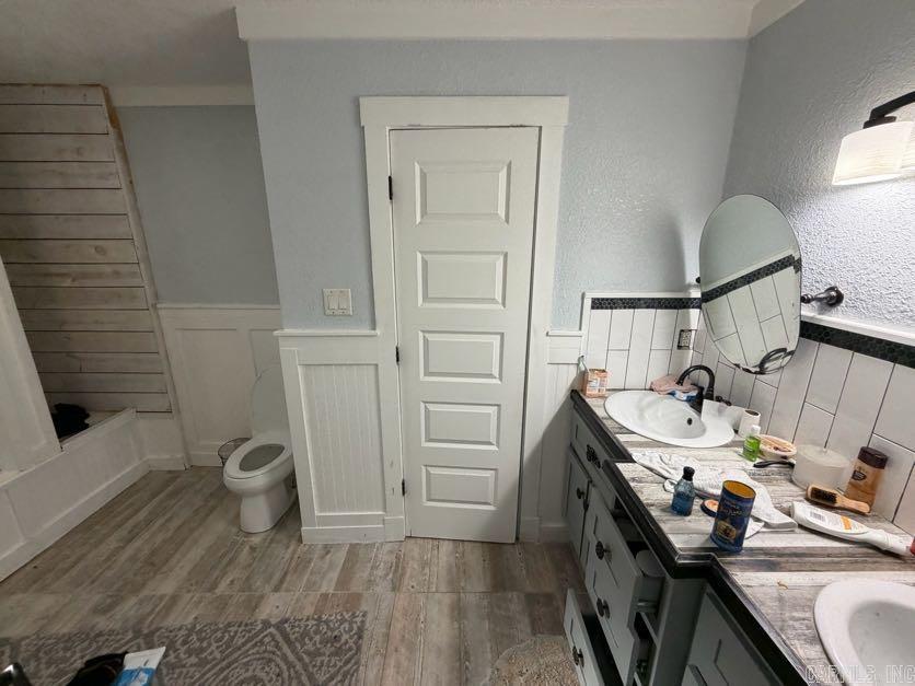 WOODLAND HEIGHTS - Residential