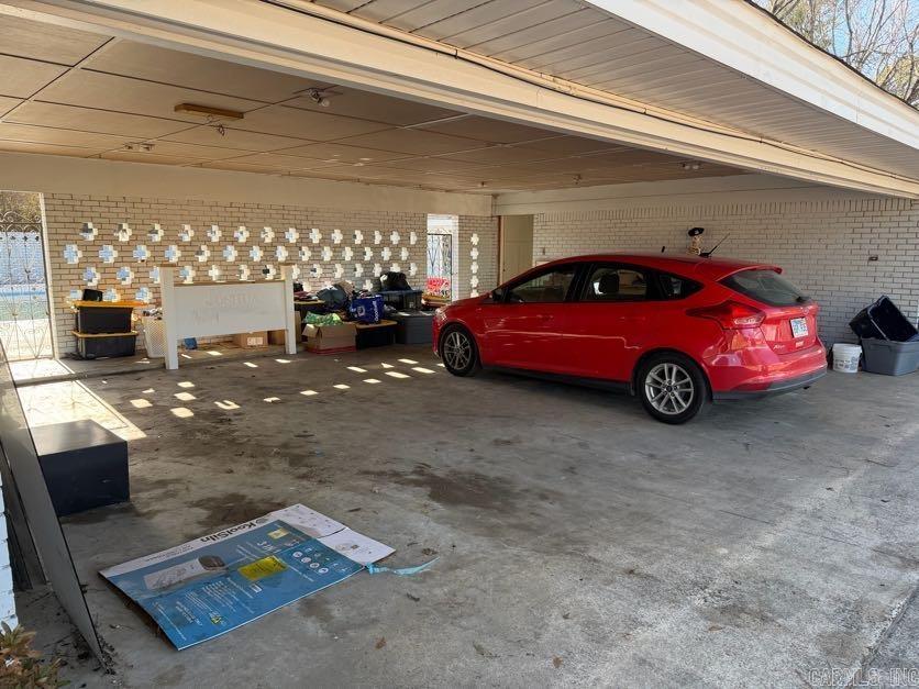 WOODLAND HEIGHTS - Residential