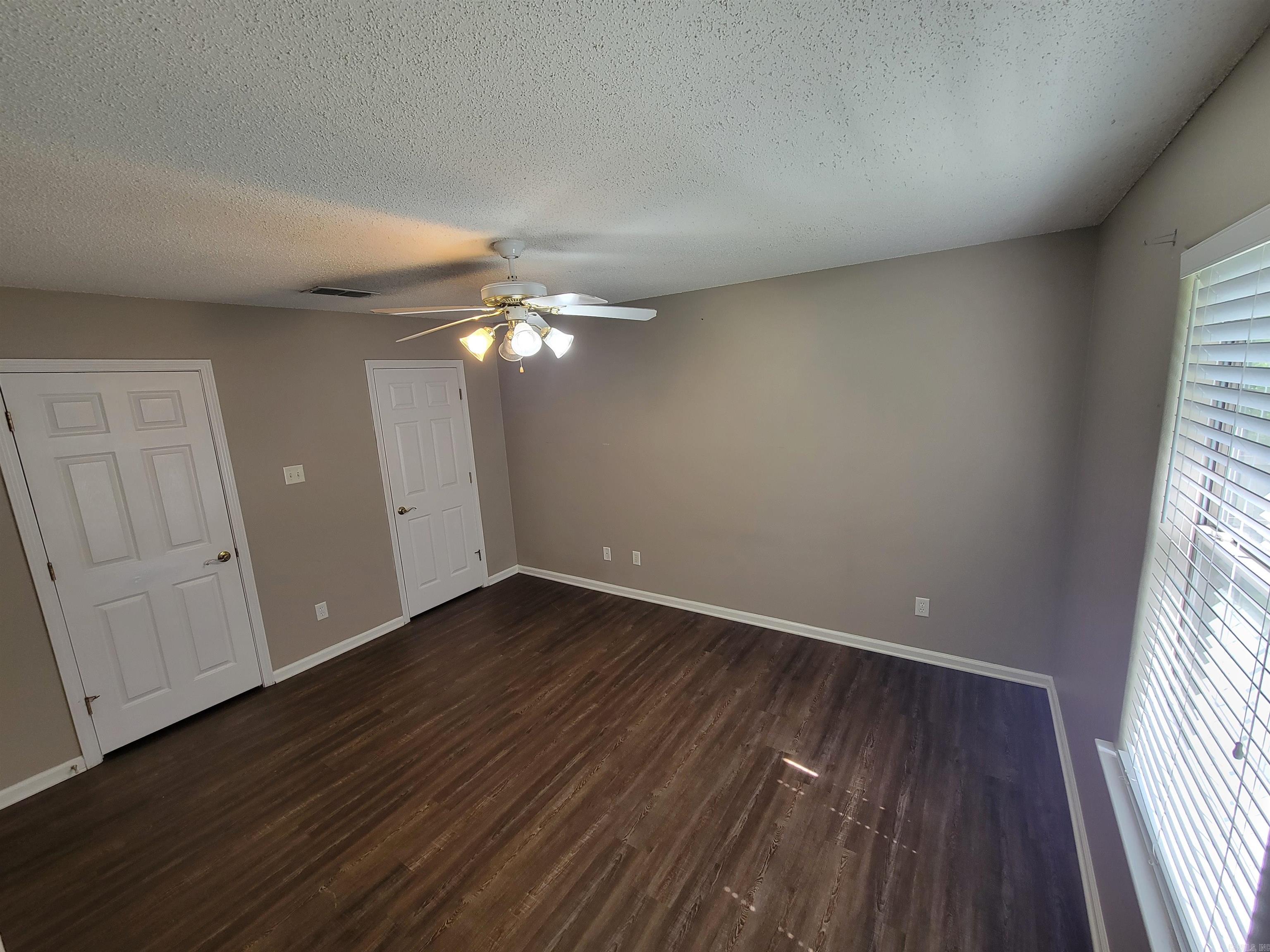 TIMBERWOOD PARK - Residential