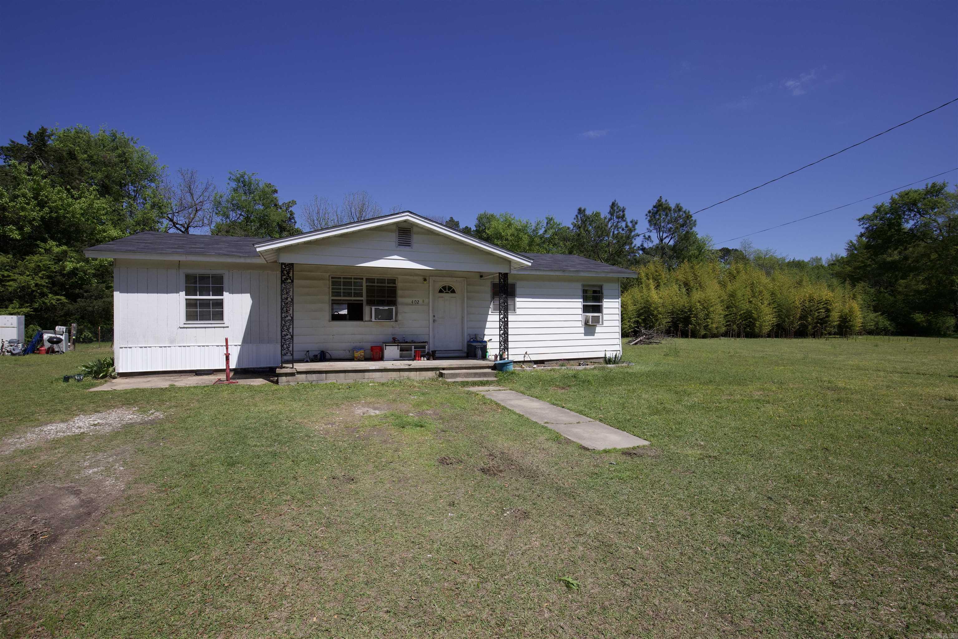 Charming 1012 square foot home in Leola, with 3 bedrooms, 1 bath. Classic Hardwood floors throughout part of the home. Tankless hot water heater and added value of new roof installed in 2022. Washer and dryer stay with home along with 4 windows units on home. One of the window units has heat and ac. Gas wall heater in living room.