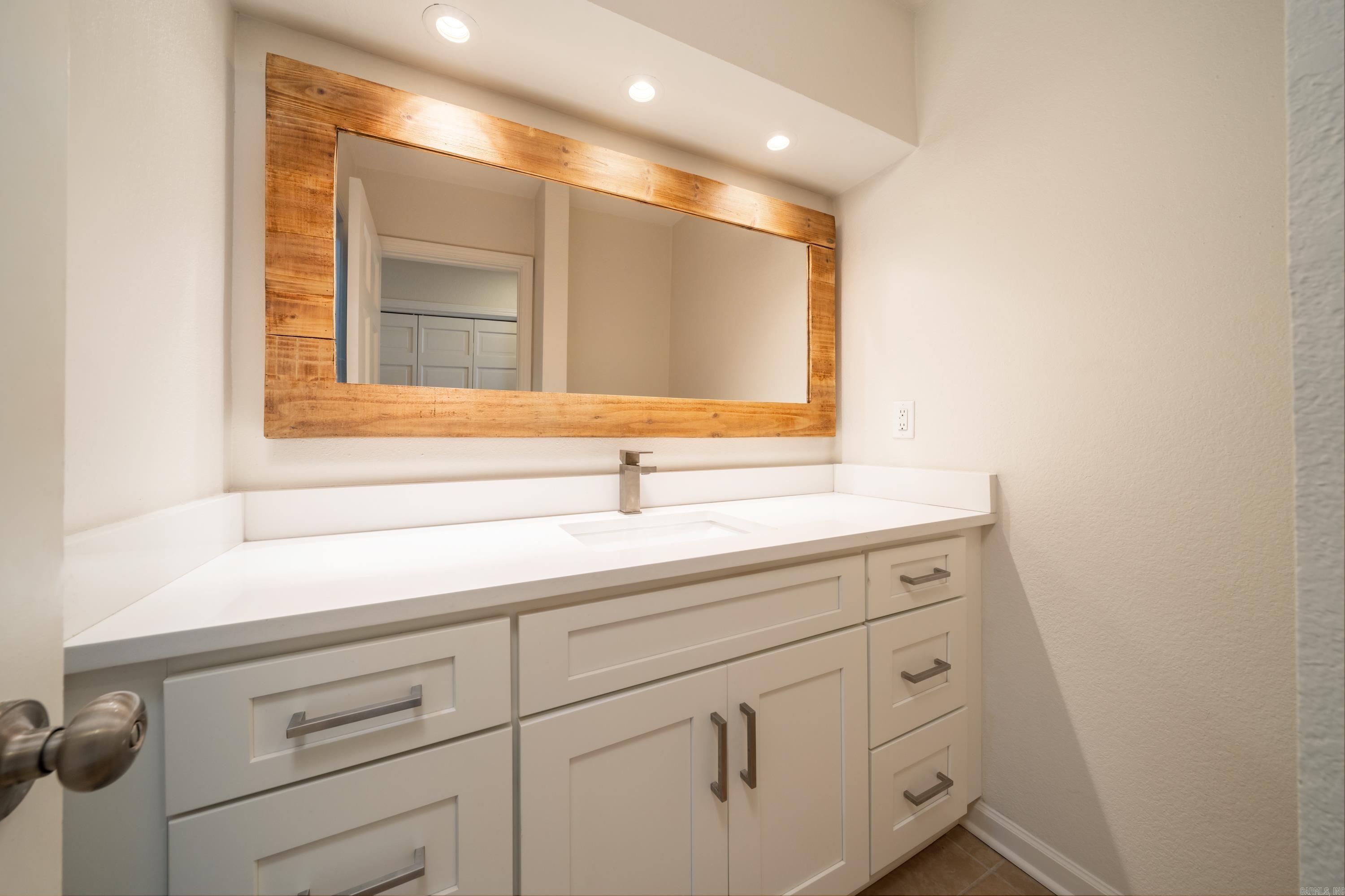 CEDAR CREST - Residential