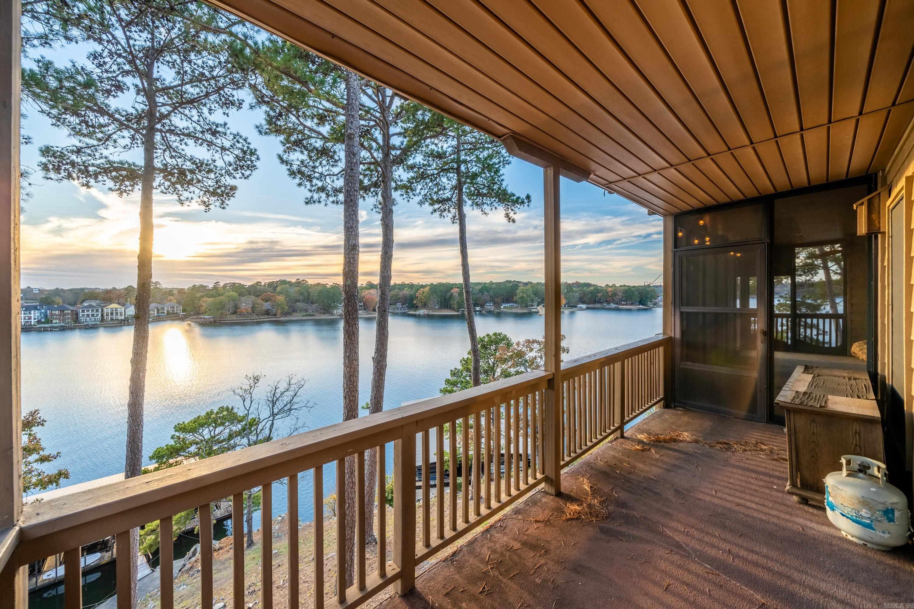 CEDAR CREST - Residential