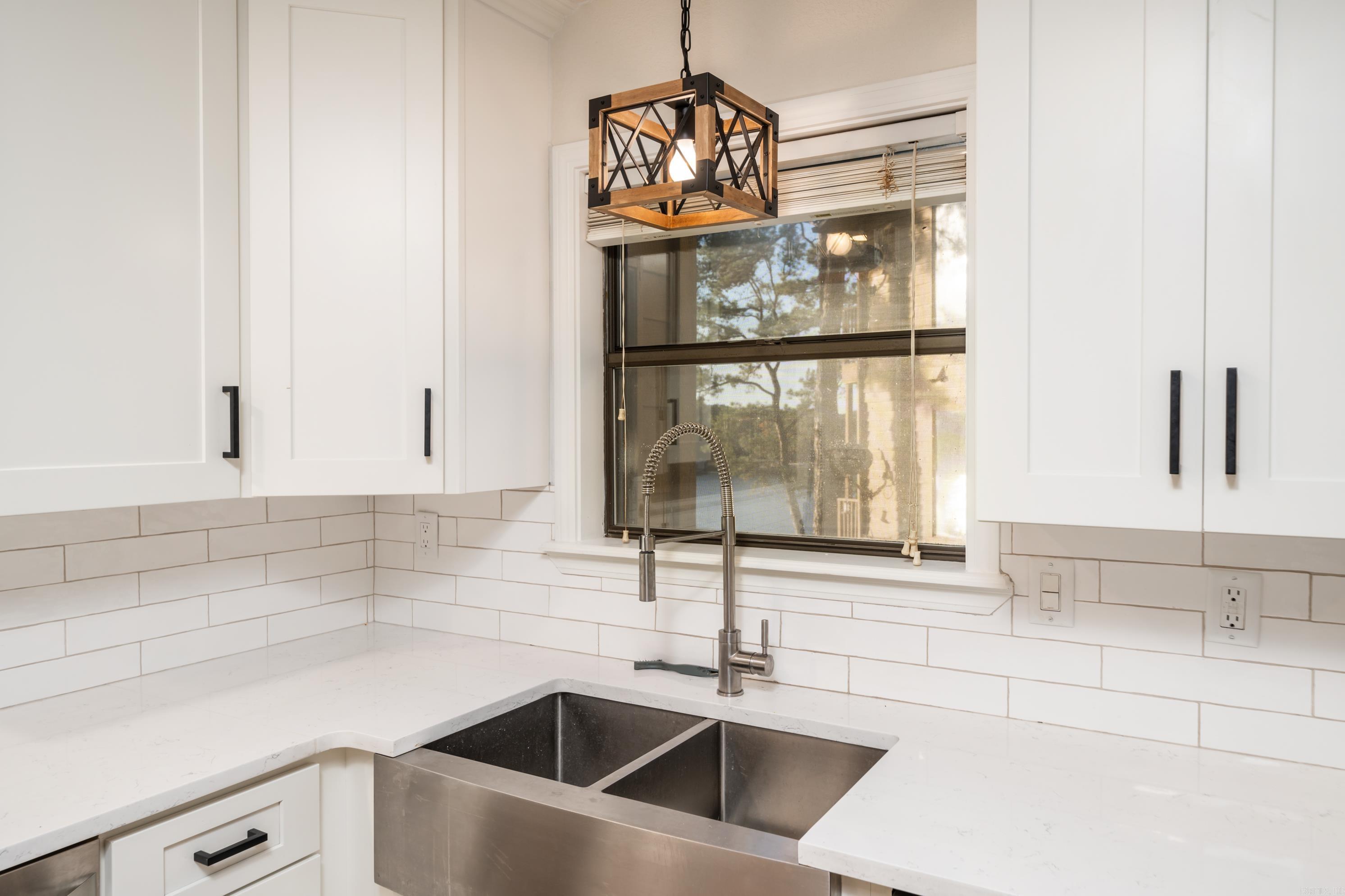 CEDAR CREST - Residential