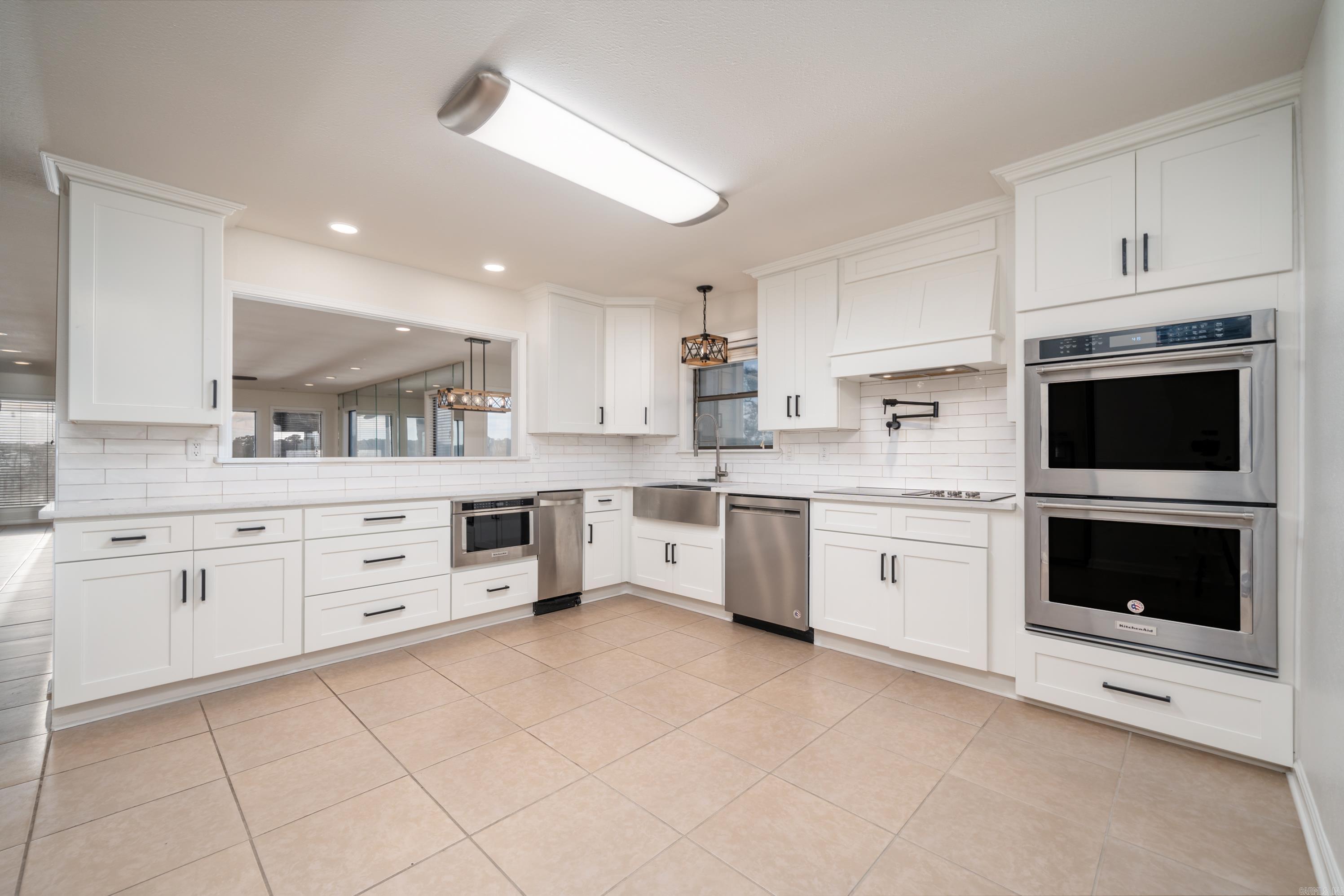 CEDAR CREST - Residential