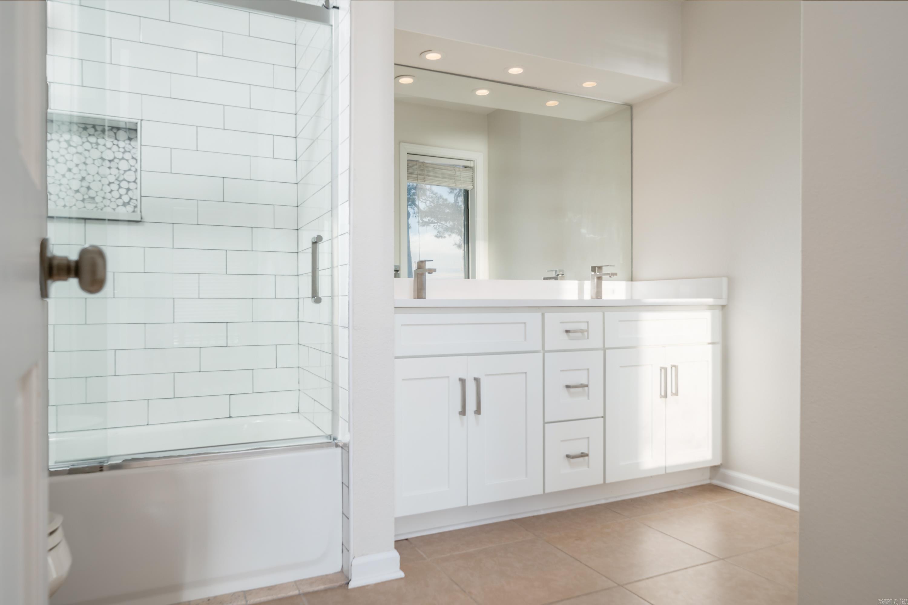 CEDAR CREST - Residential