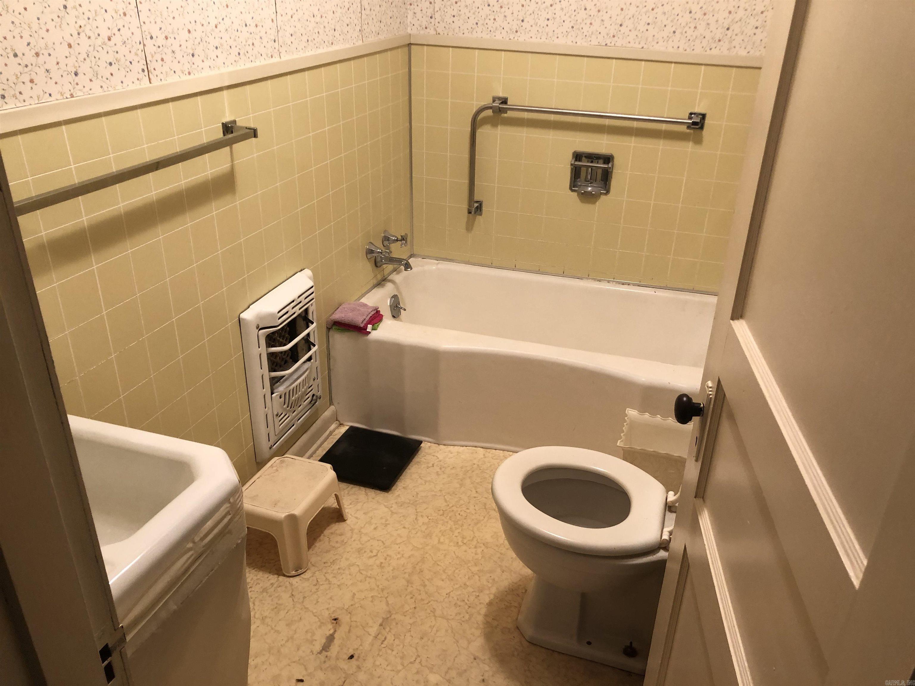 GAMMEL ADDITION - Residential