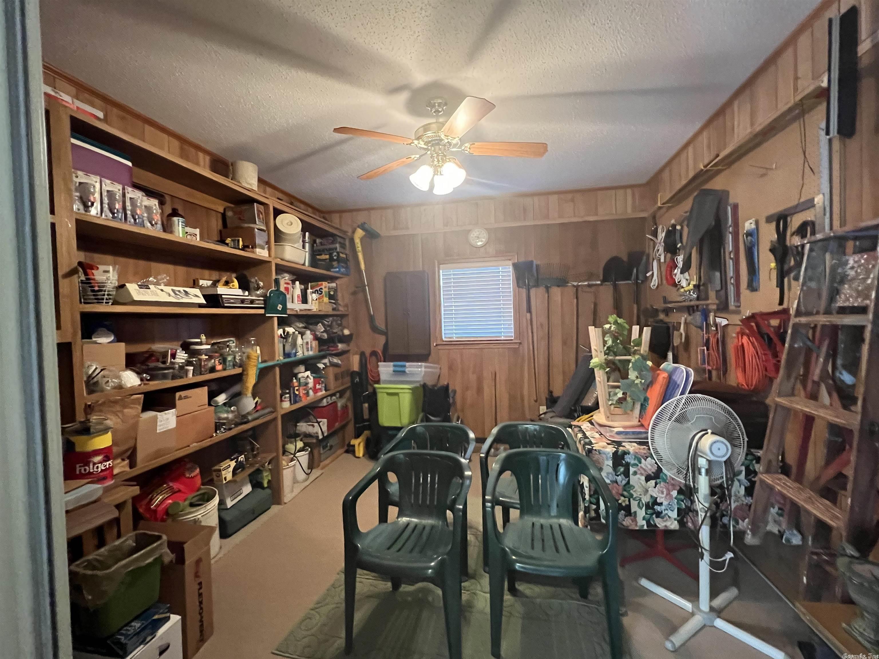 BELLE MEADE - Residential