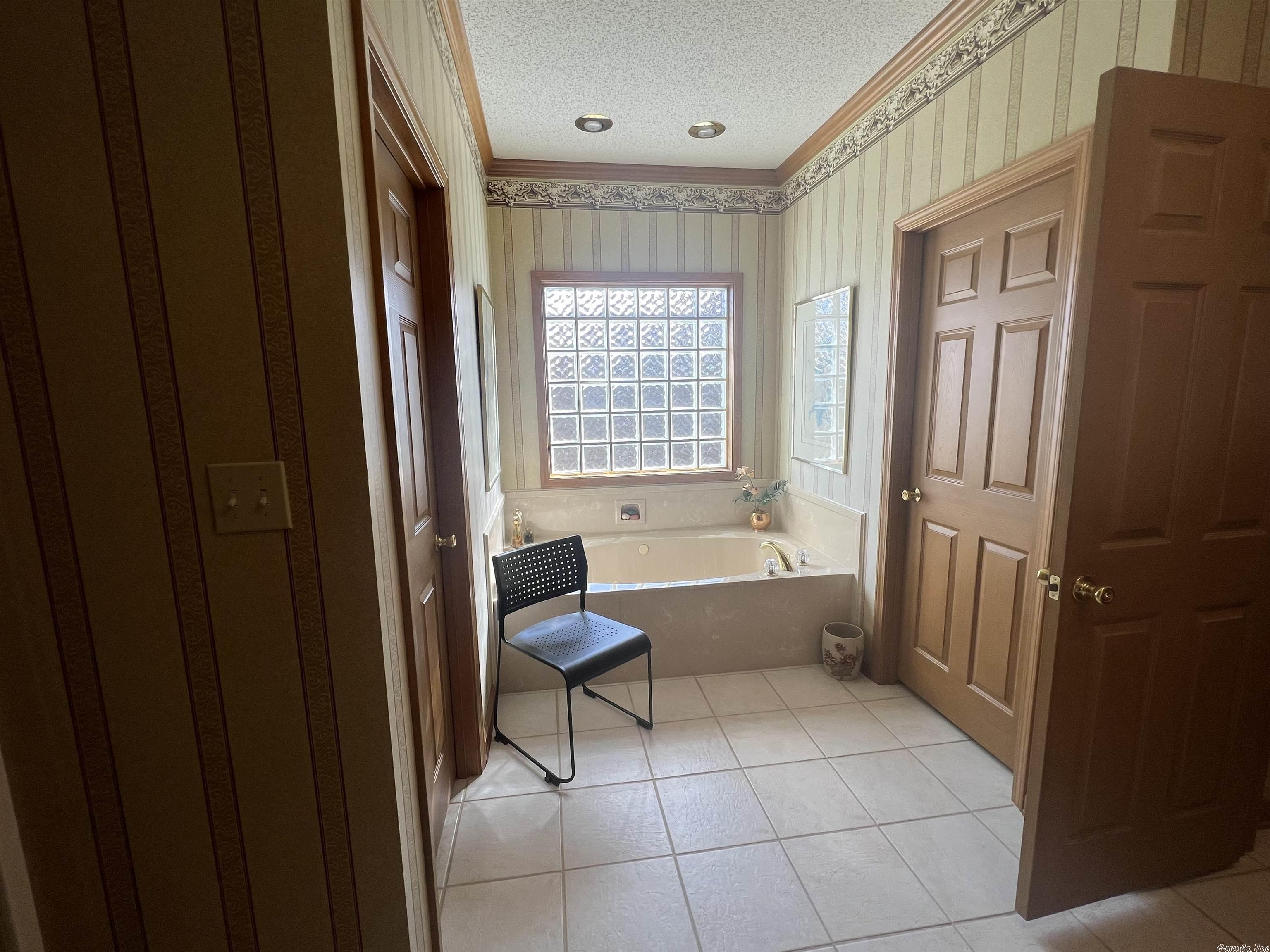 BELLE MEADE - Residential