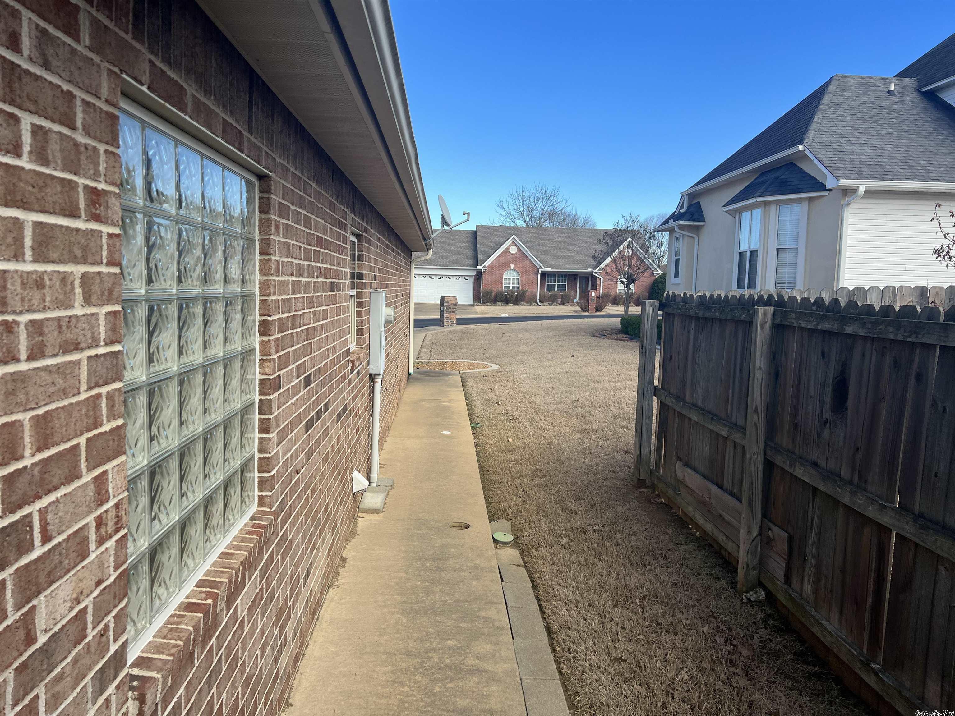 BELLE MEADE - Residential