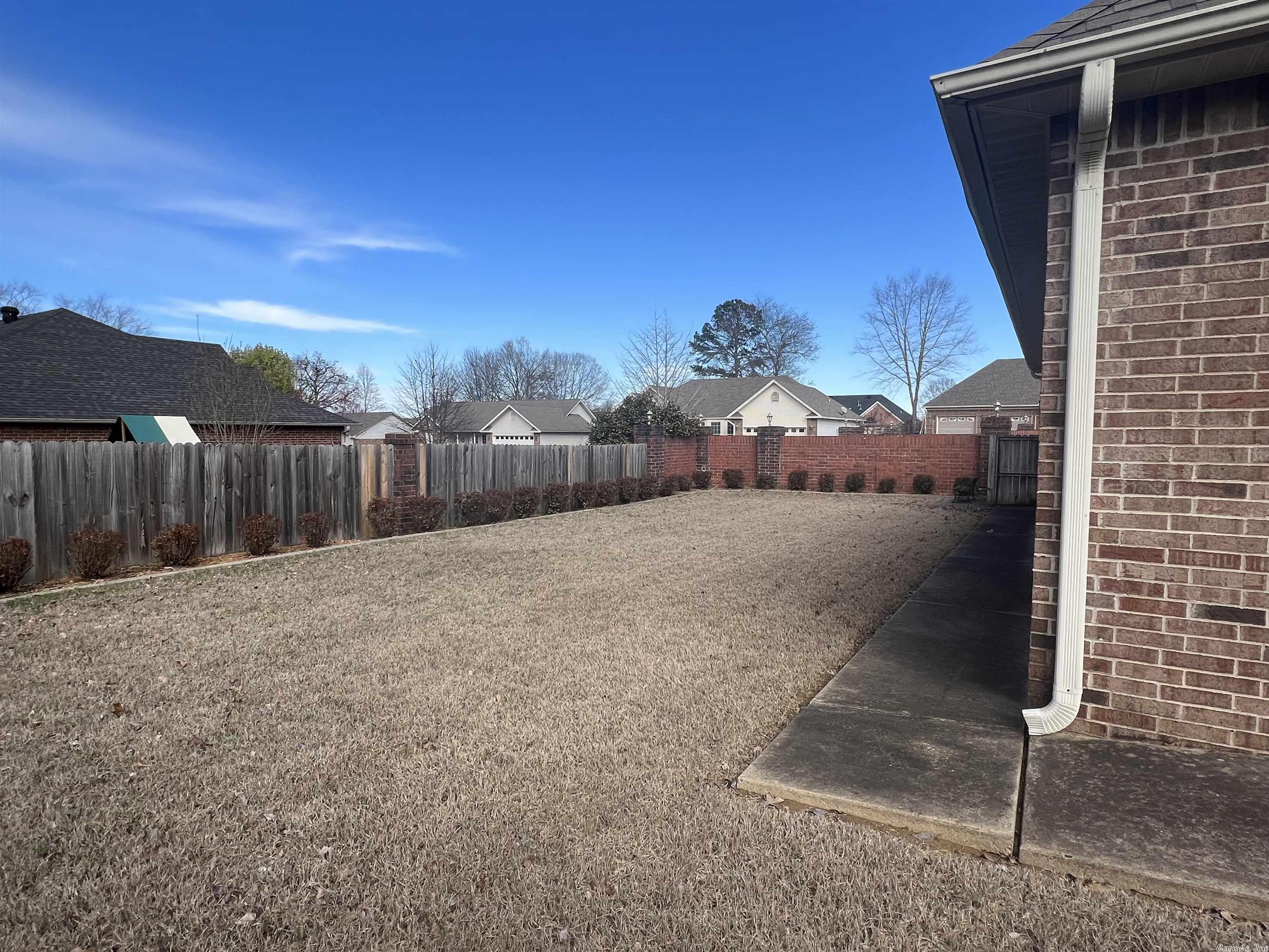 BELLE MEADE - Residential