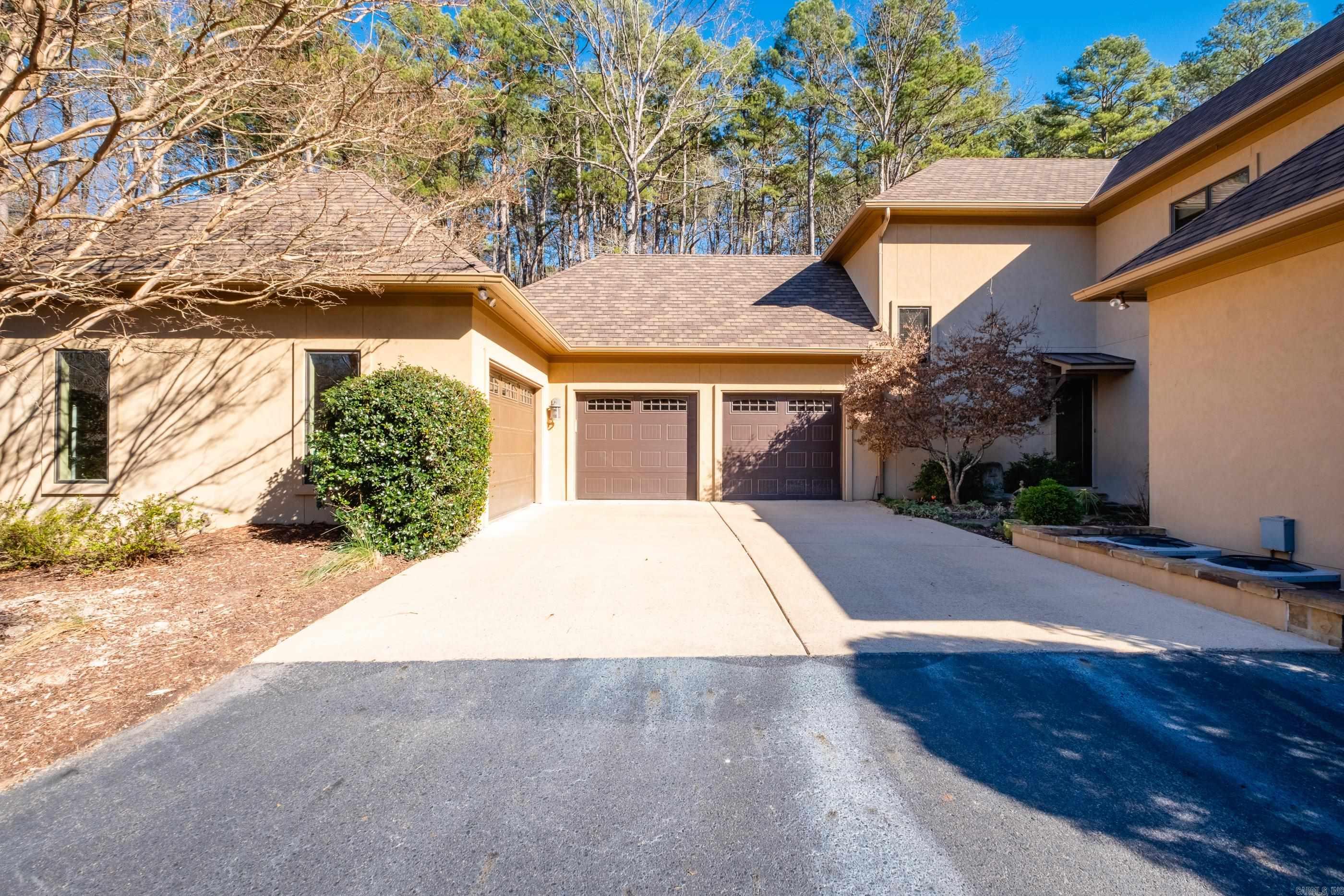 CHENAL DOWNS - Residential