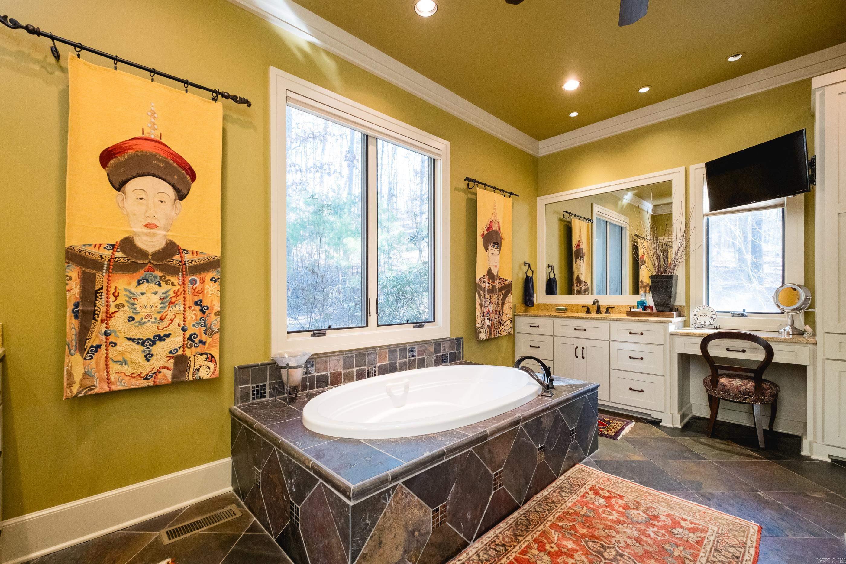 CHENAL DOWNS - Residential