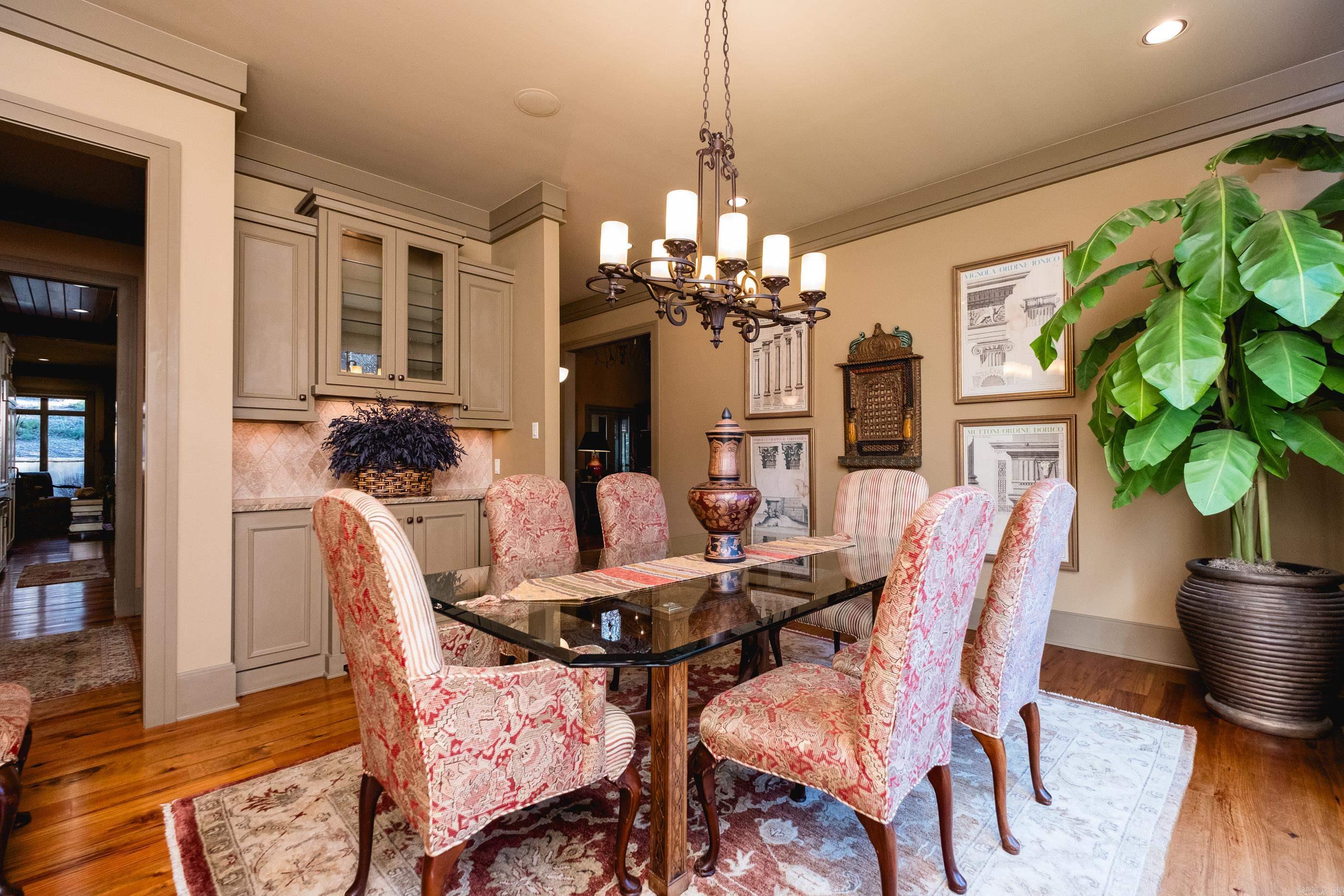 CHENAL DOWNS - Residential