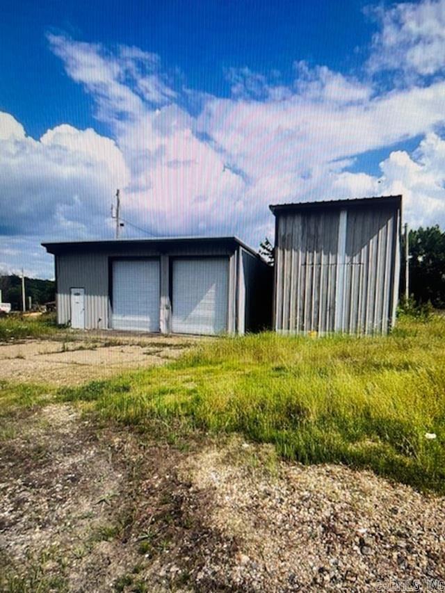 Metes & Bounds - Commercial Sale