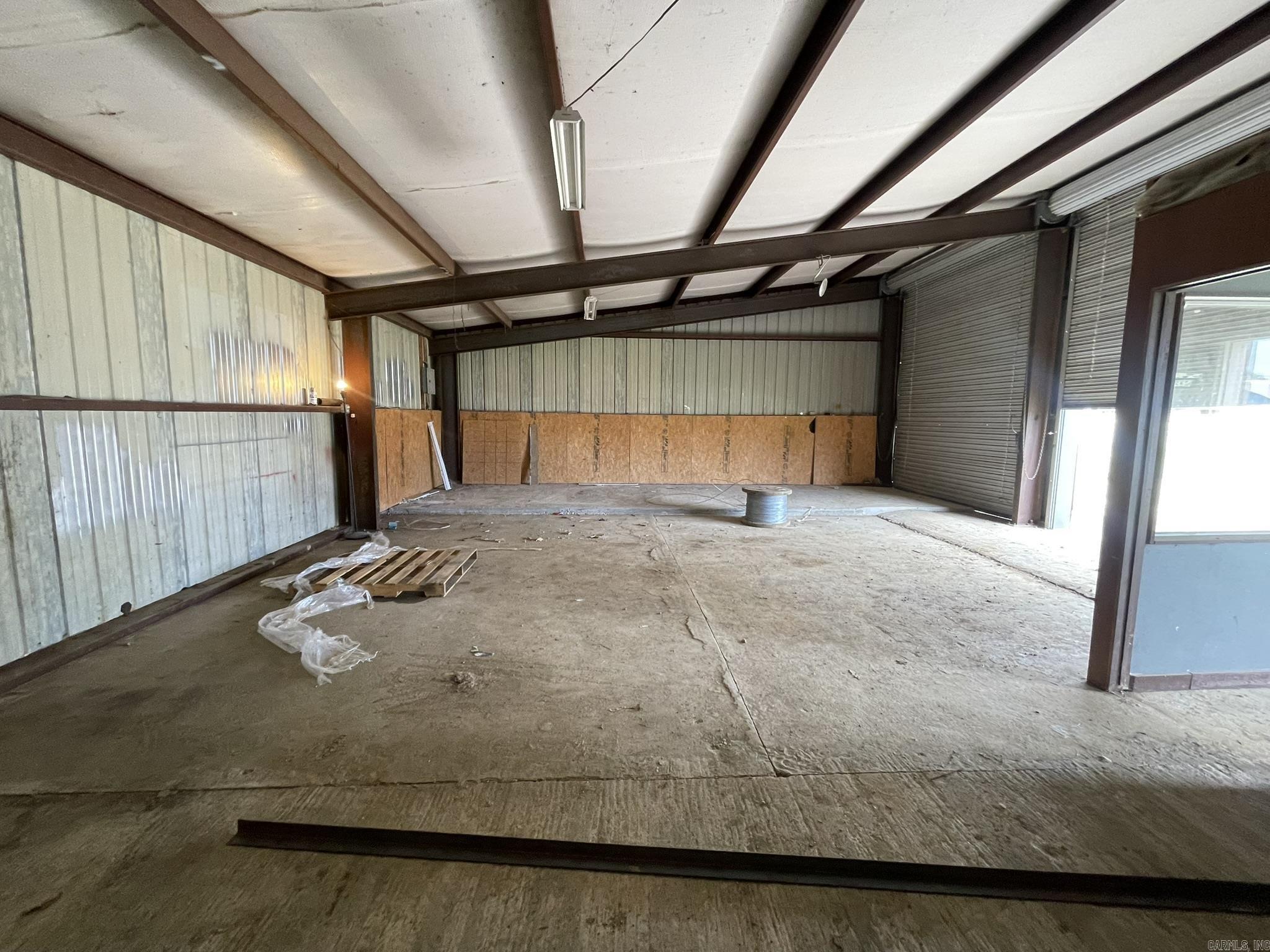 Metes & Bounds - Commercial Sale