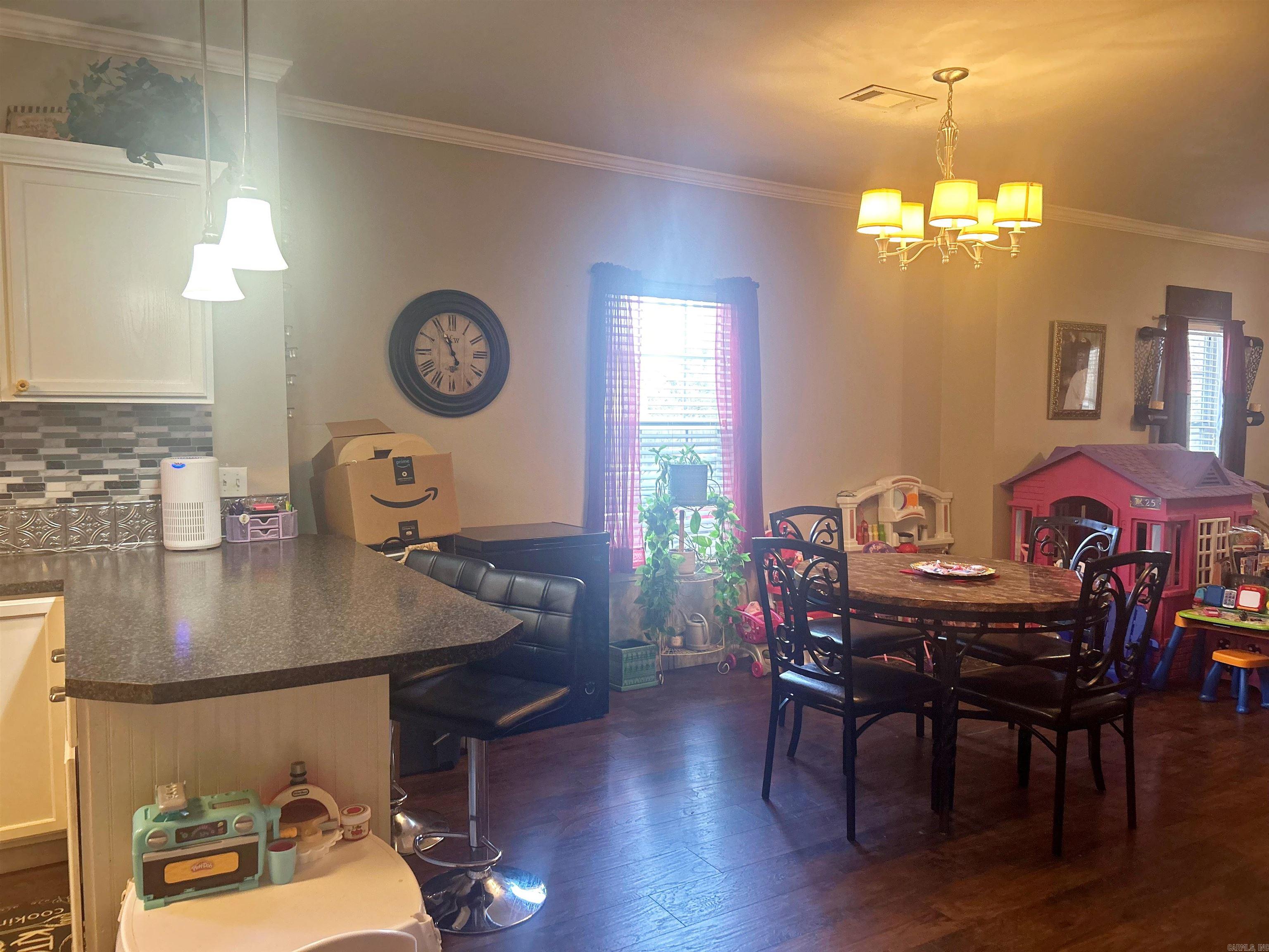 CRESCENT HEIGHTS ADDN - Residential