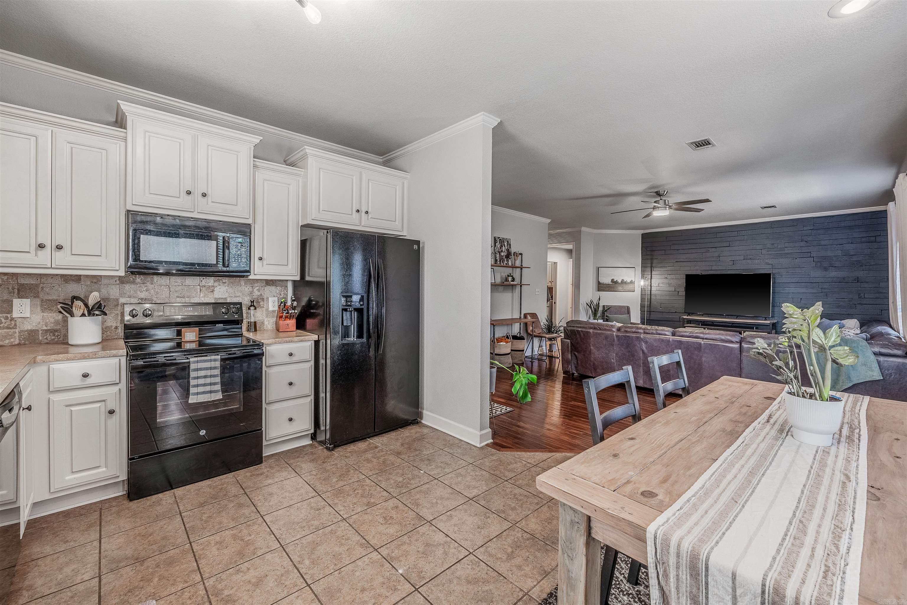 PLEASANT FOREST SUBDIVISION - Residential