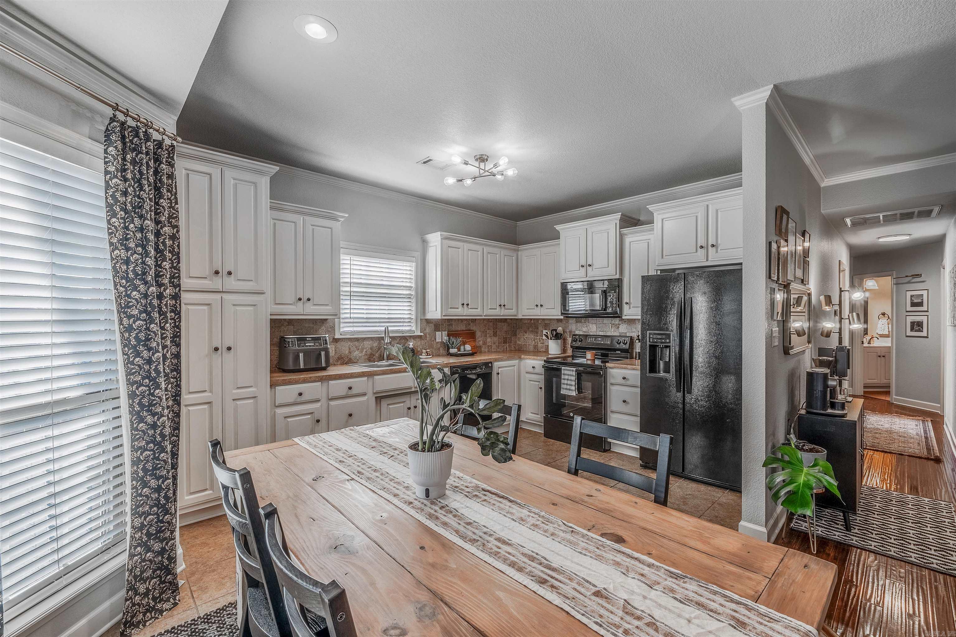 PLEASANT FOREST SUBDIVISION - Residential