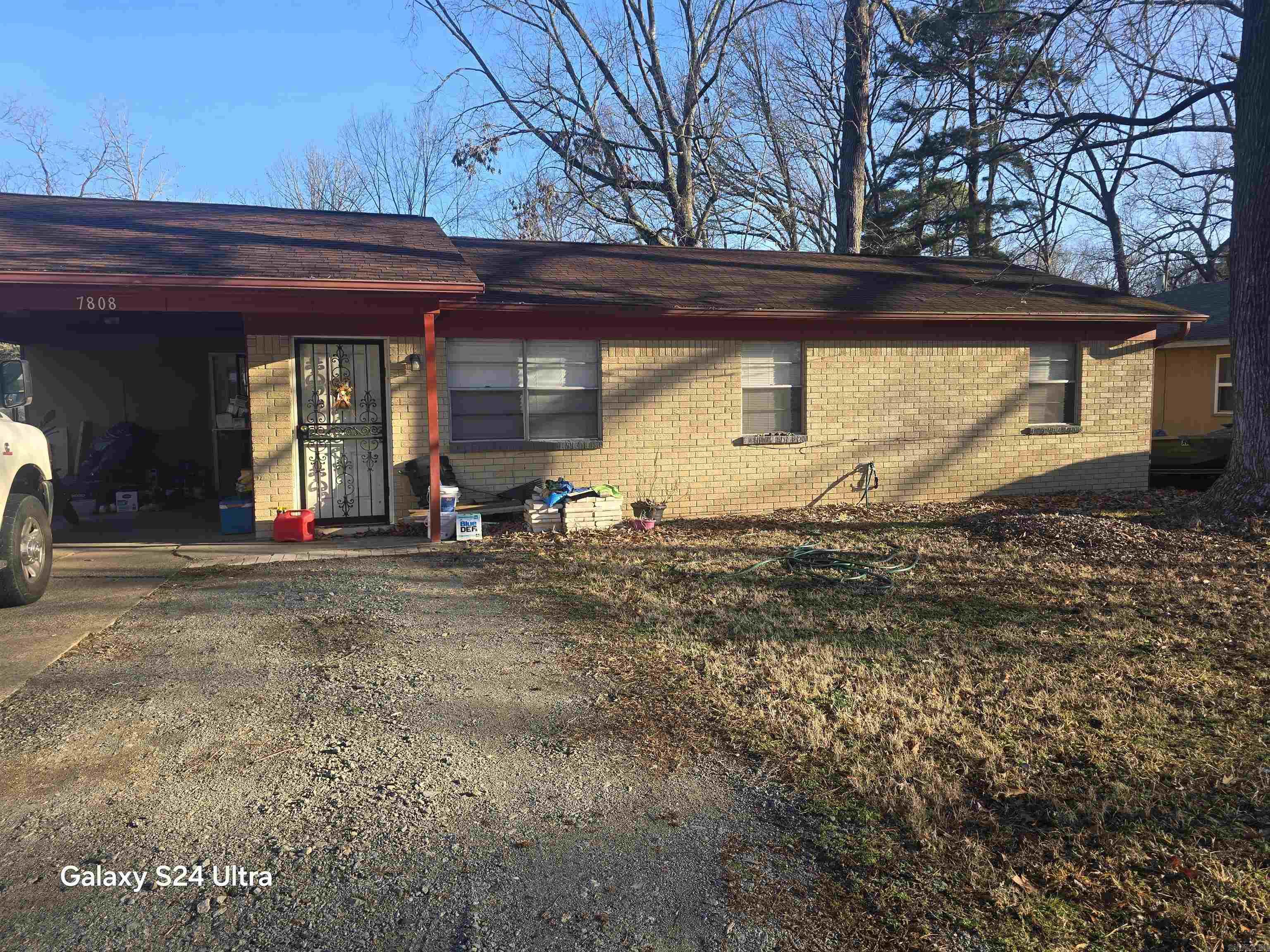 Looking for a deal? Then here is what is waiting for you! This lovely home is priced to go asap! It is move in ready and is to be sold as is! Contact your favorite agent for a showing today, before this goes under contract!