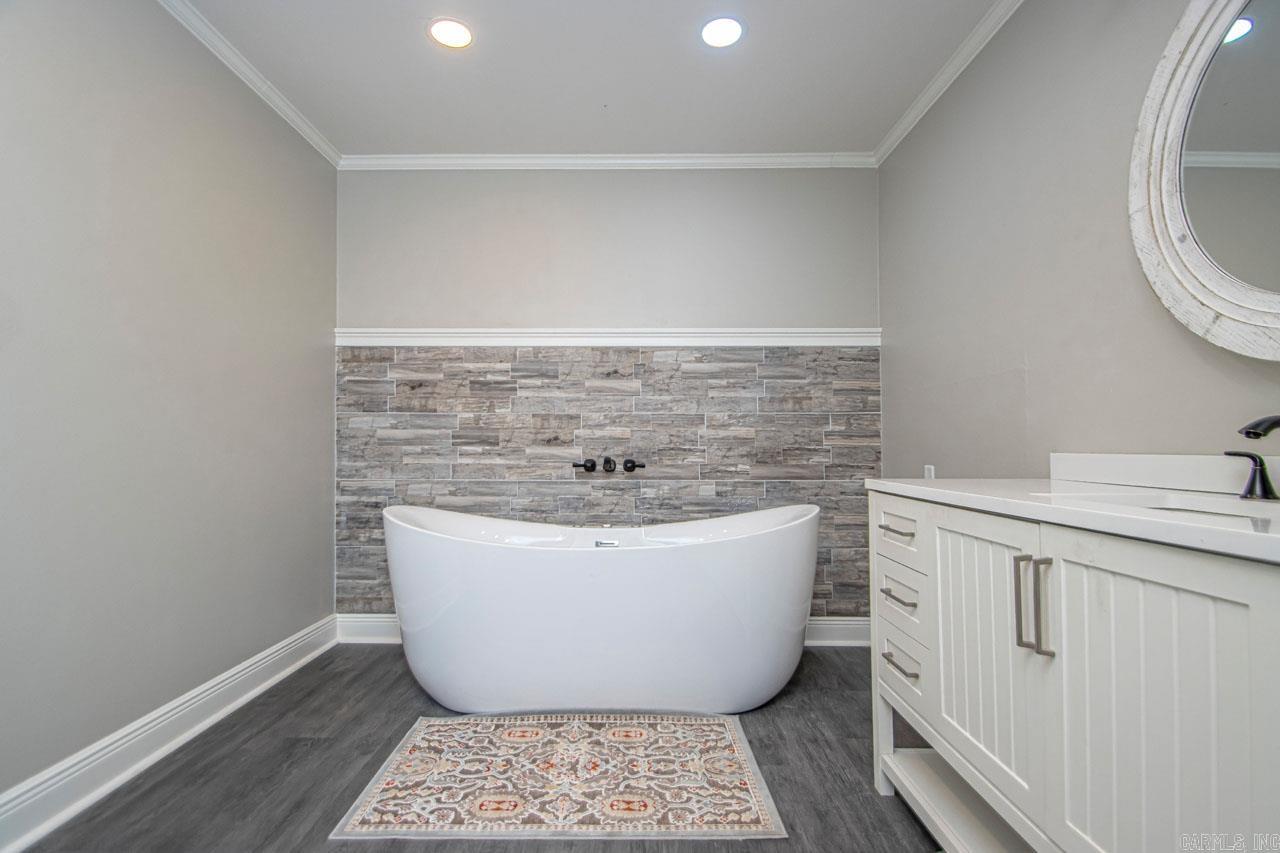 PINECROFT - Residential