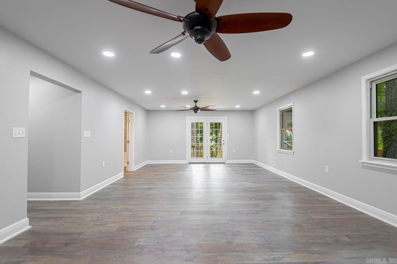 PINECROFT - Residential