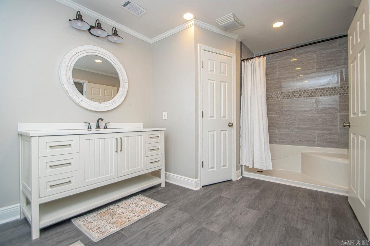 PINECROFT - Residential