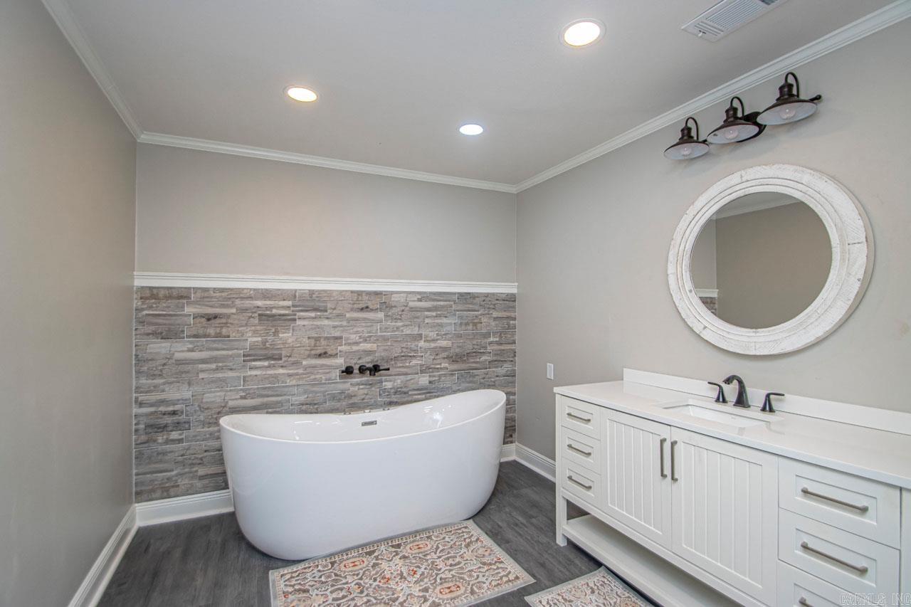 PINECROFT - Residential