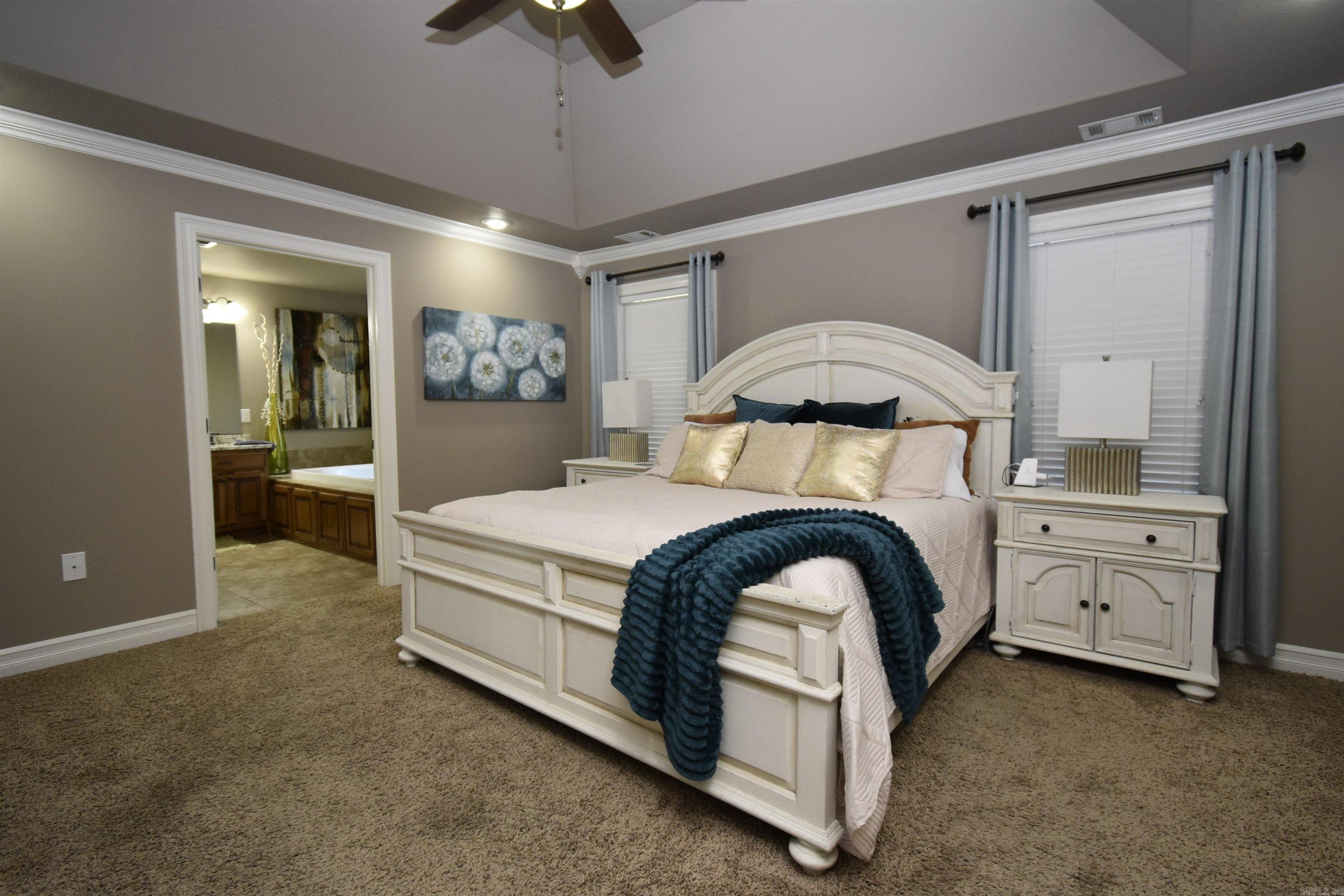 CARRIAGE HILL - Residential