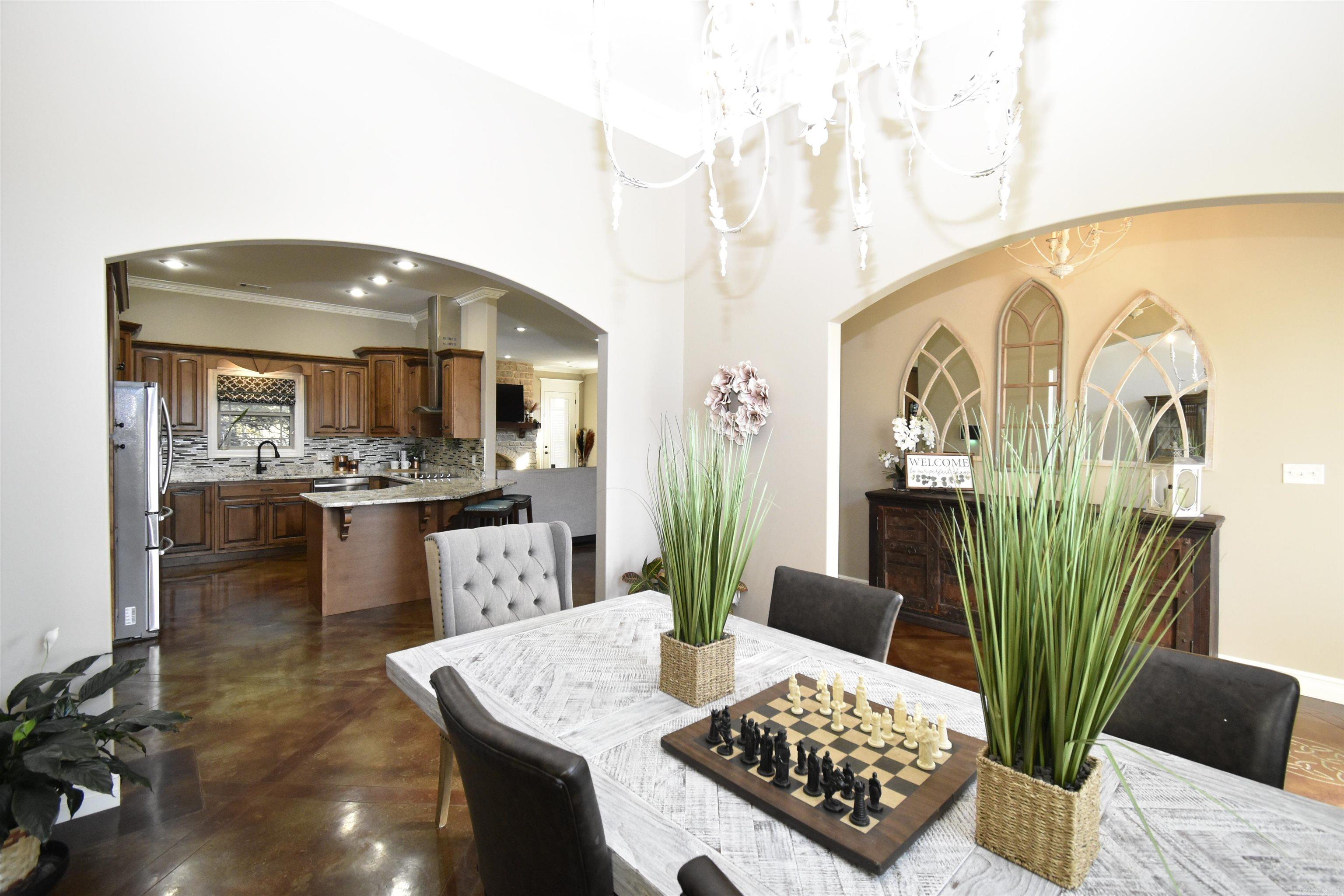 CARRIAGE HILL - Residential