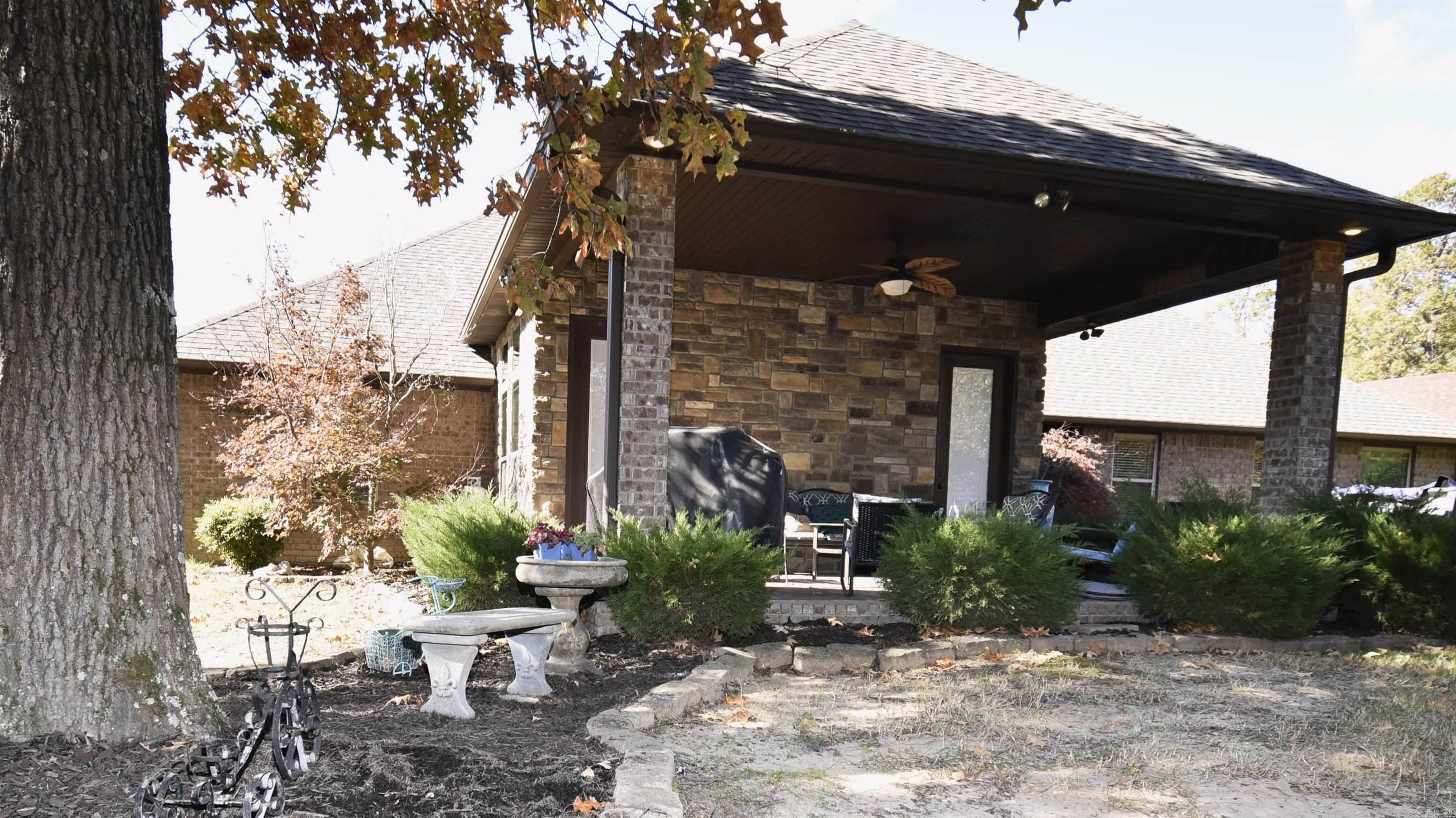 CARRIAGE HILL - Residential