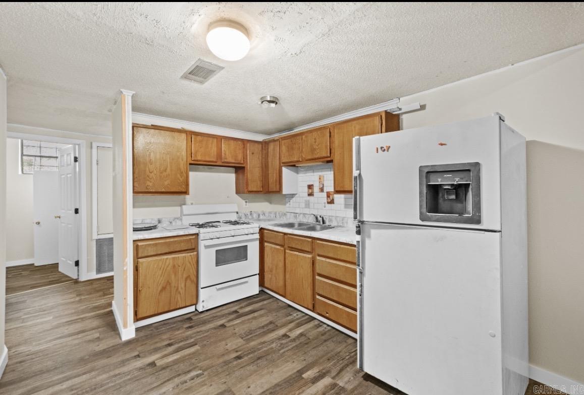 Metes & Bounds - Commercial Sale