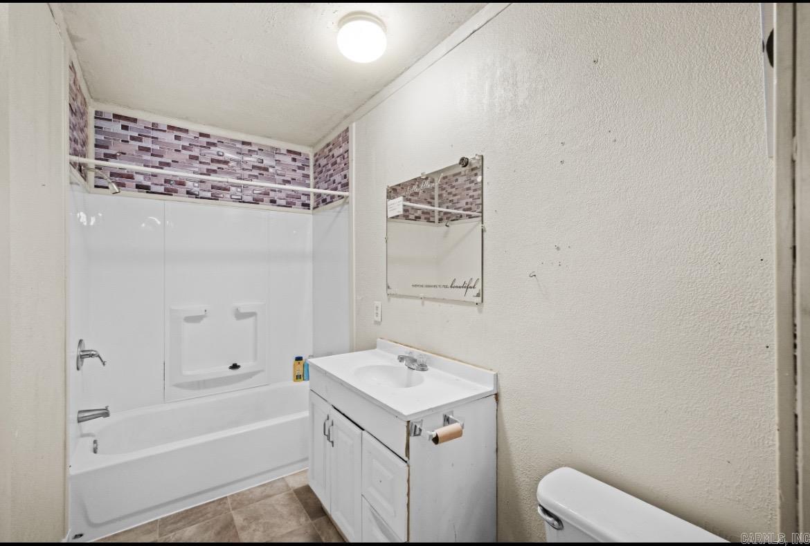 Metes & Bounds - Commercial Sale