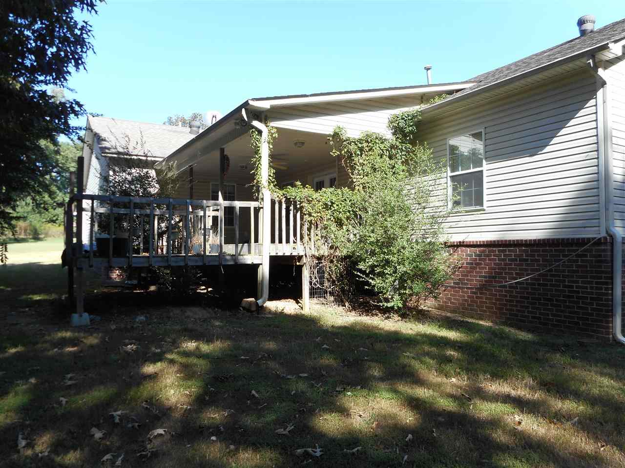 Leaning Pines - Residential