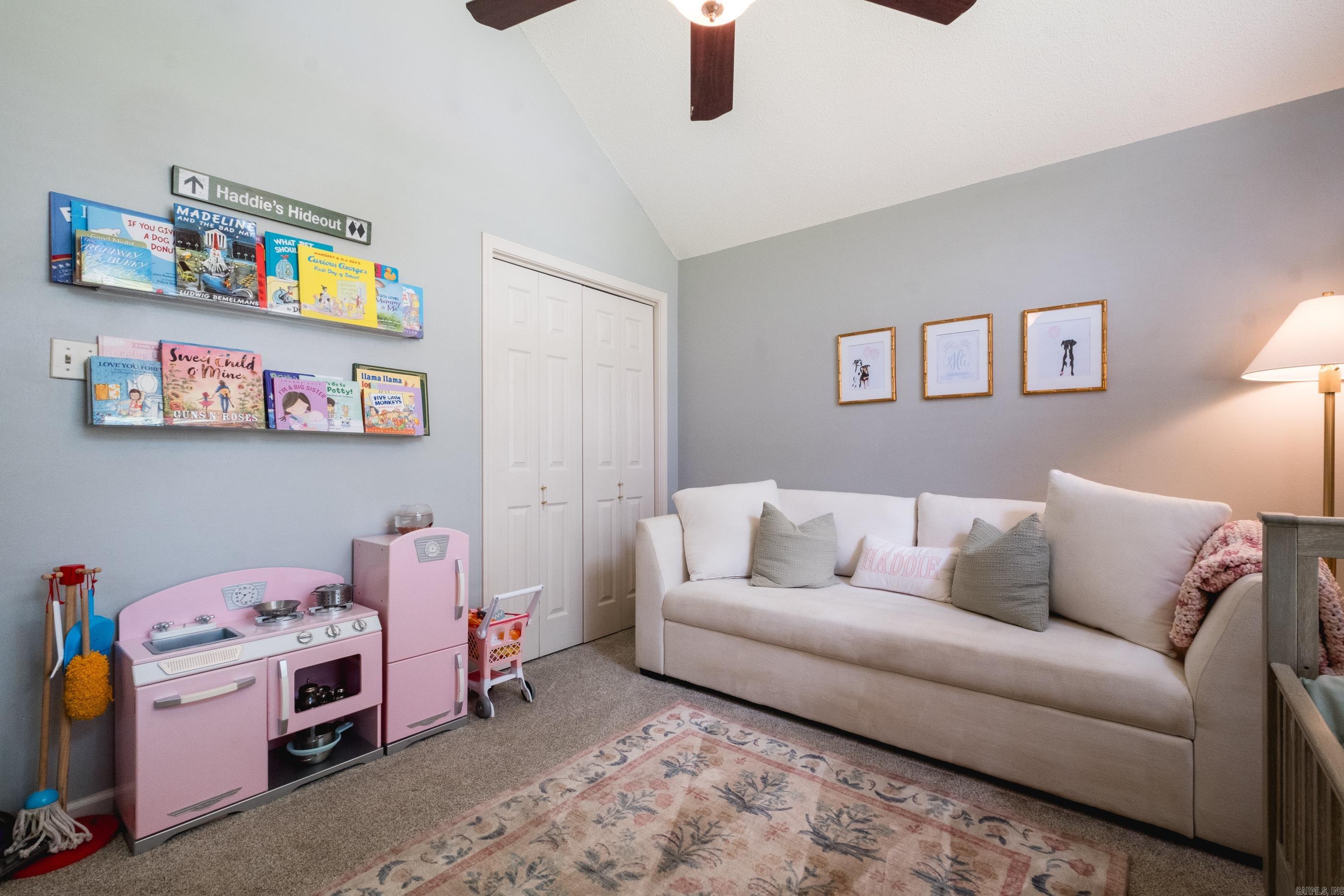 CHERRY CREEK ADDN - Residential