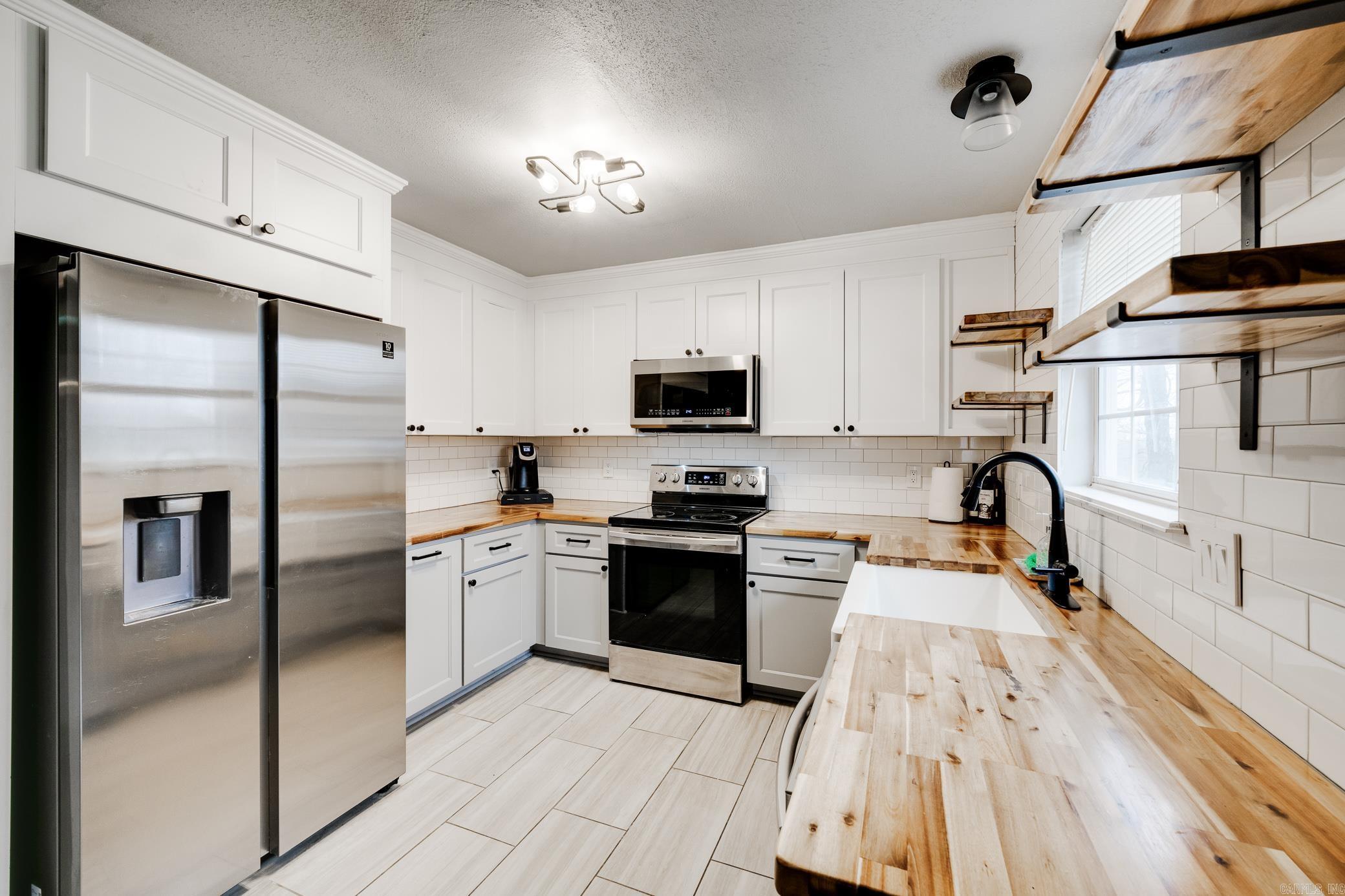 CABOT HIGHLANDS - Residential