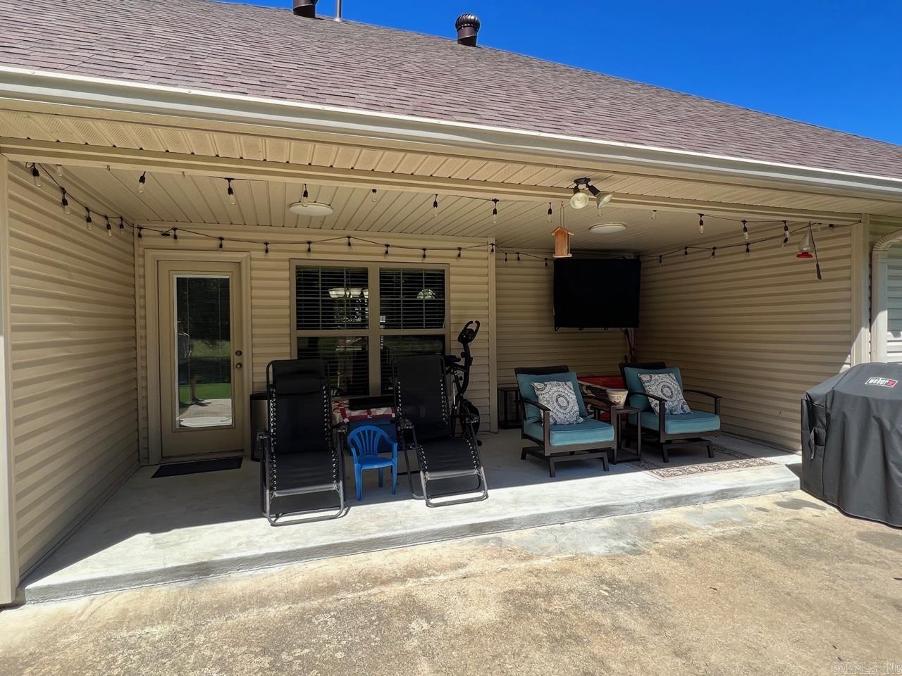 KINGS CROSSING - Residential