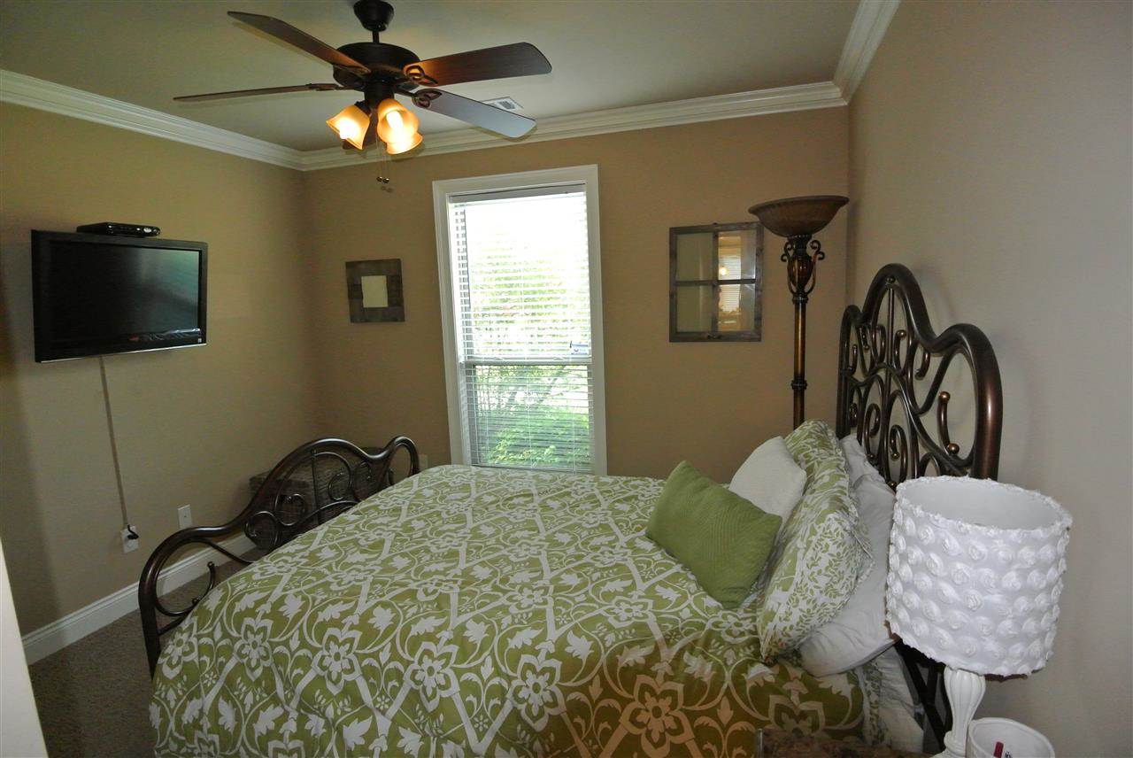 The Oaks - Residential