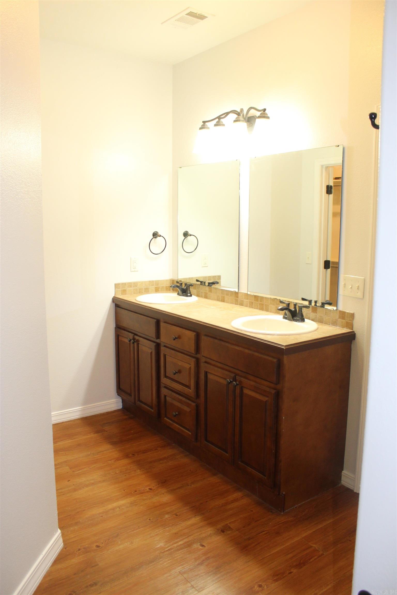 ASHBROOK ESTATES - Residential