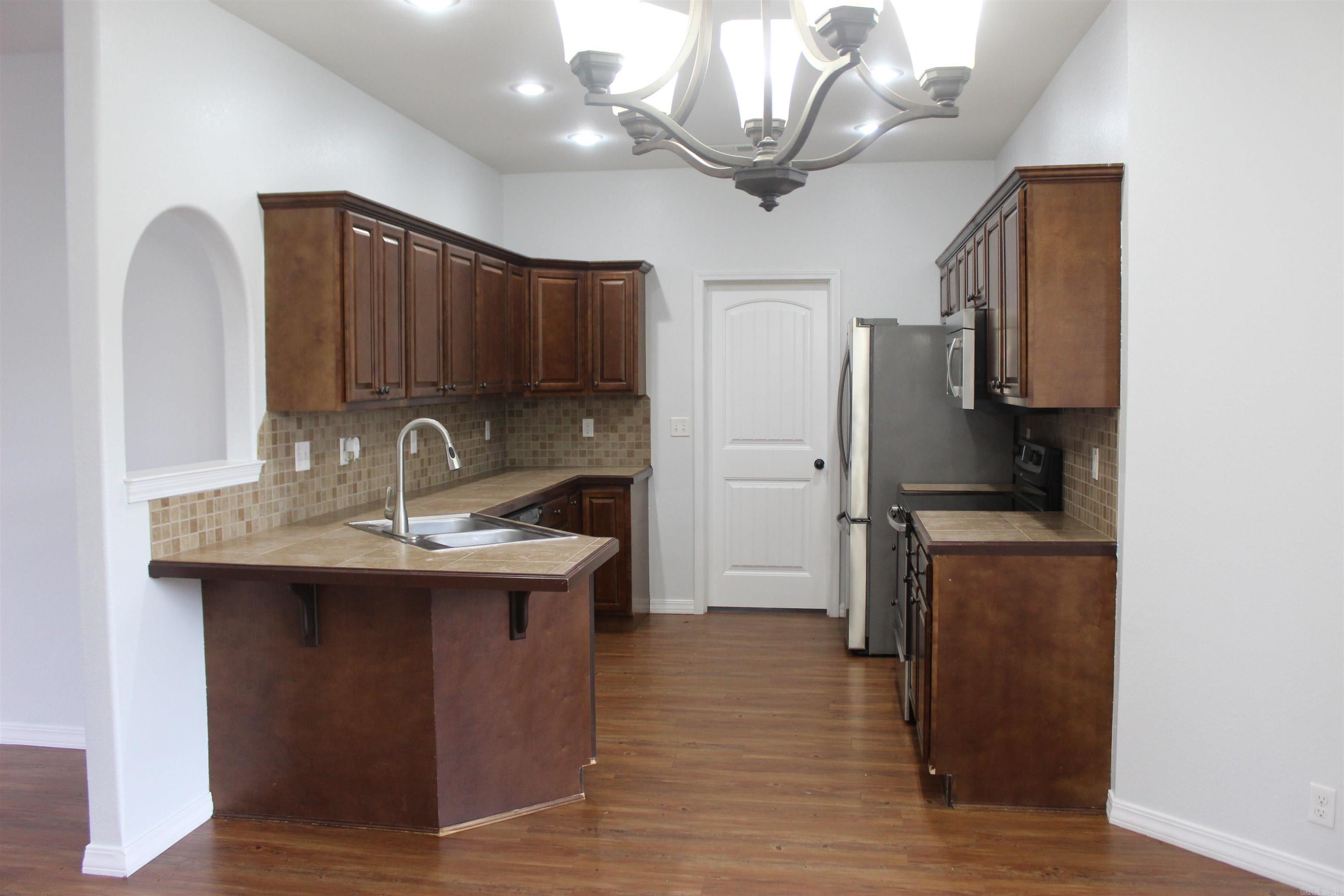 ASHBROOK ESTATES - Residential