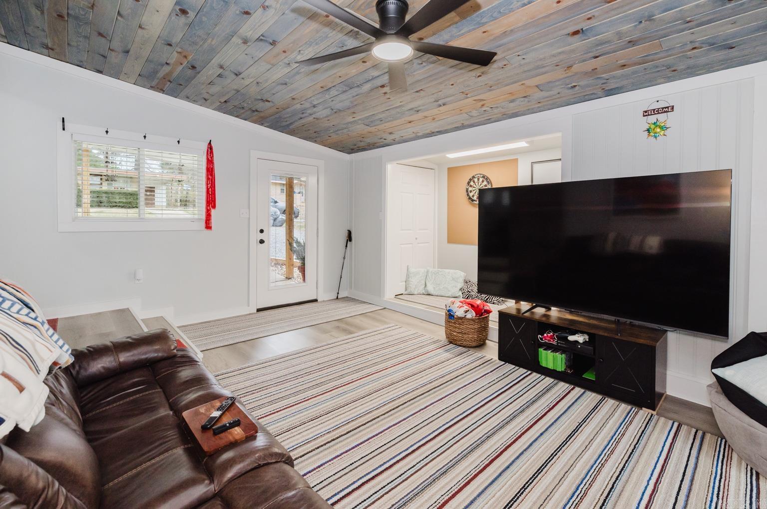 BROADMOOR ADDN - Residential