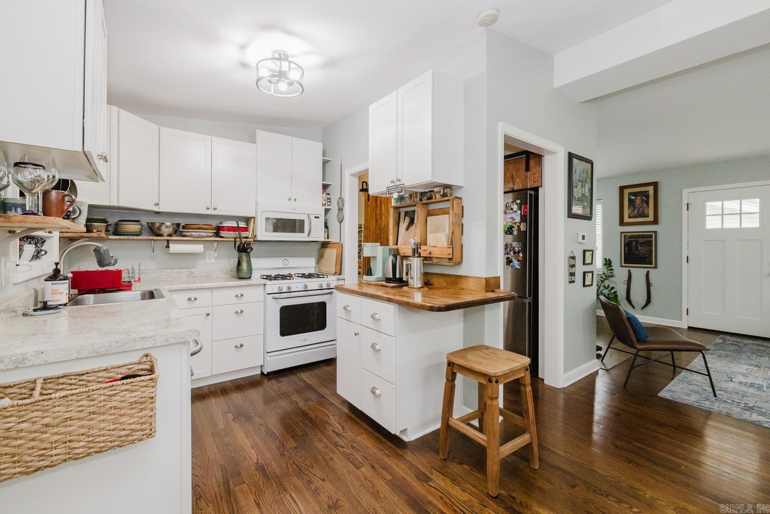 BROADMOOR ADDN - Residential