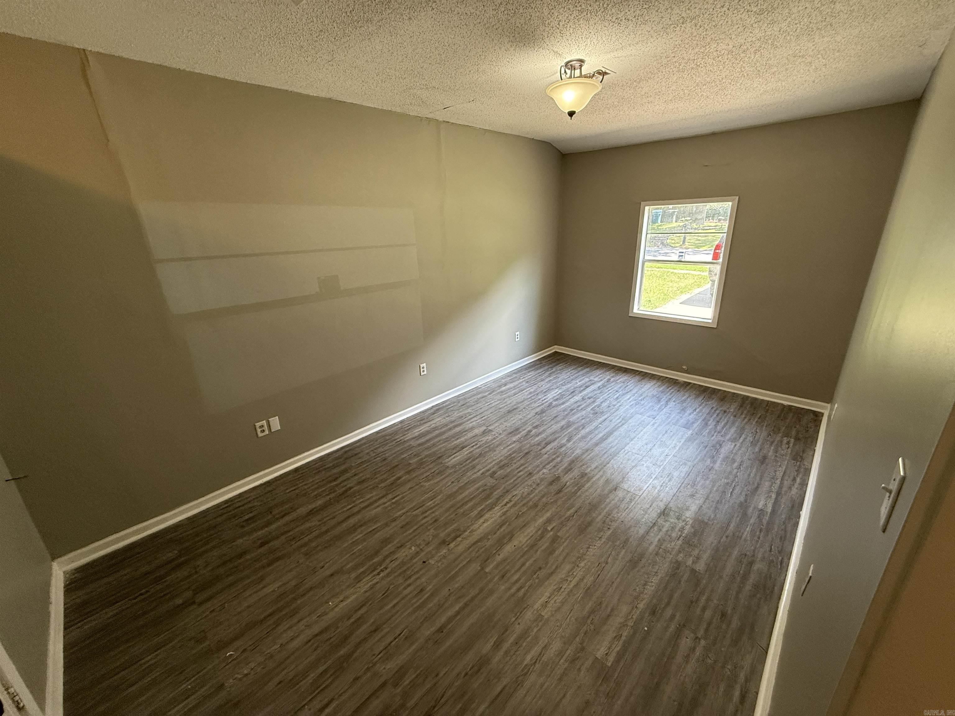 Wakefeild Village - Residential Lease